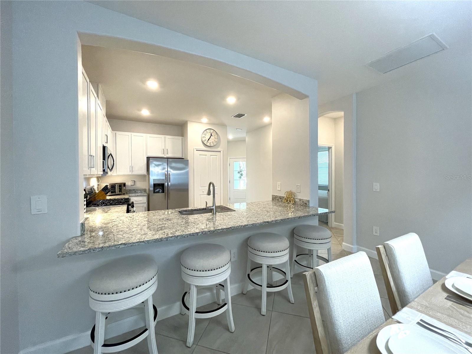 LORRAINE LAKES PH I - Residential Lease