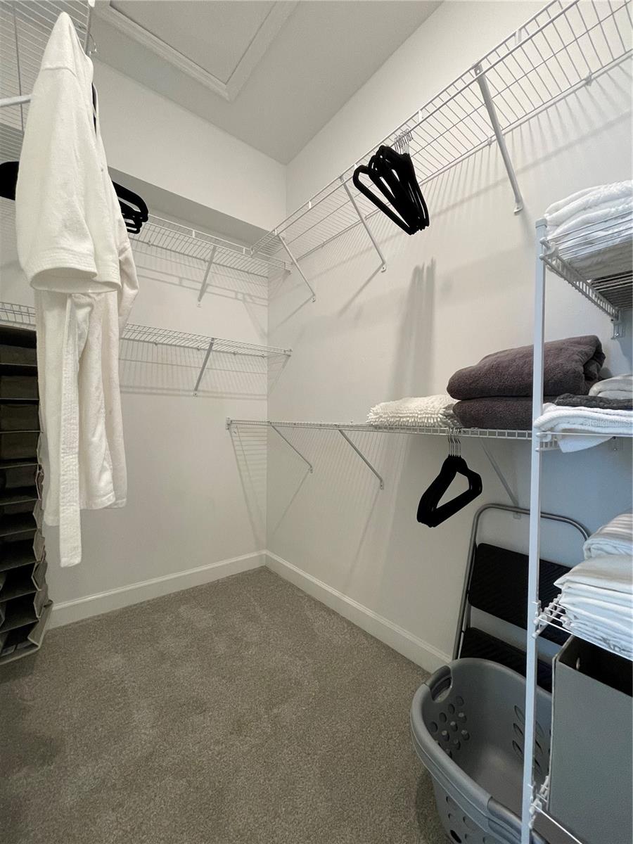 LORRAINE LAKES PH I - Residential Lease