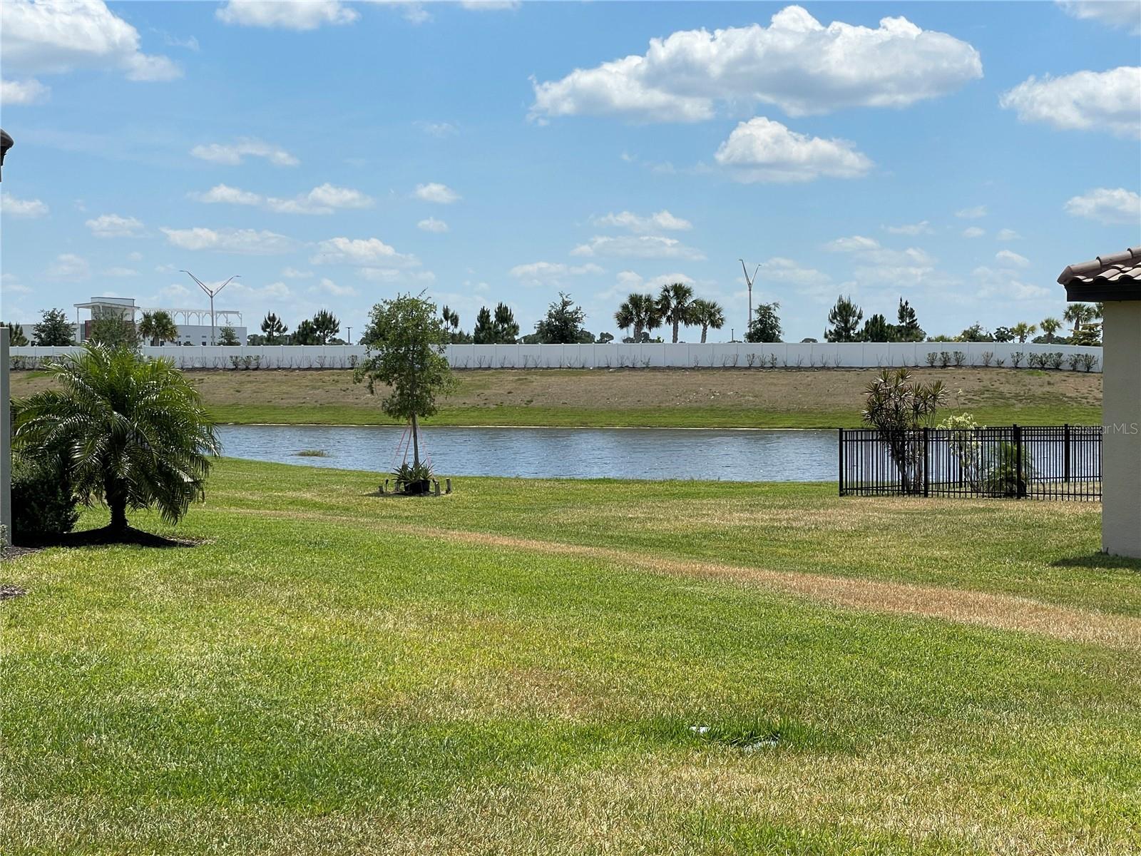 LORRAINE LAKES PH I - Residential Lease