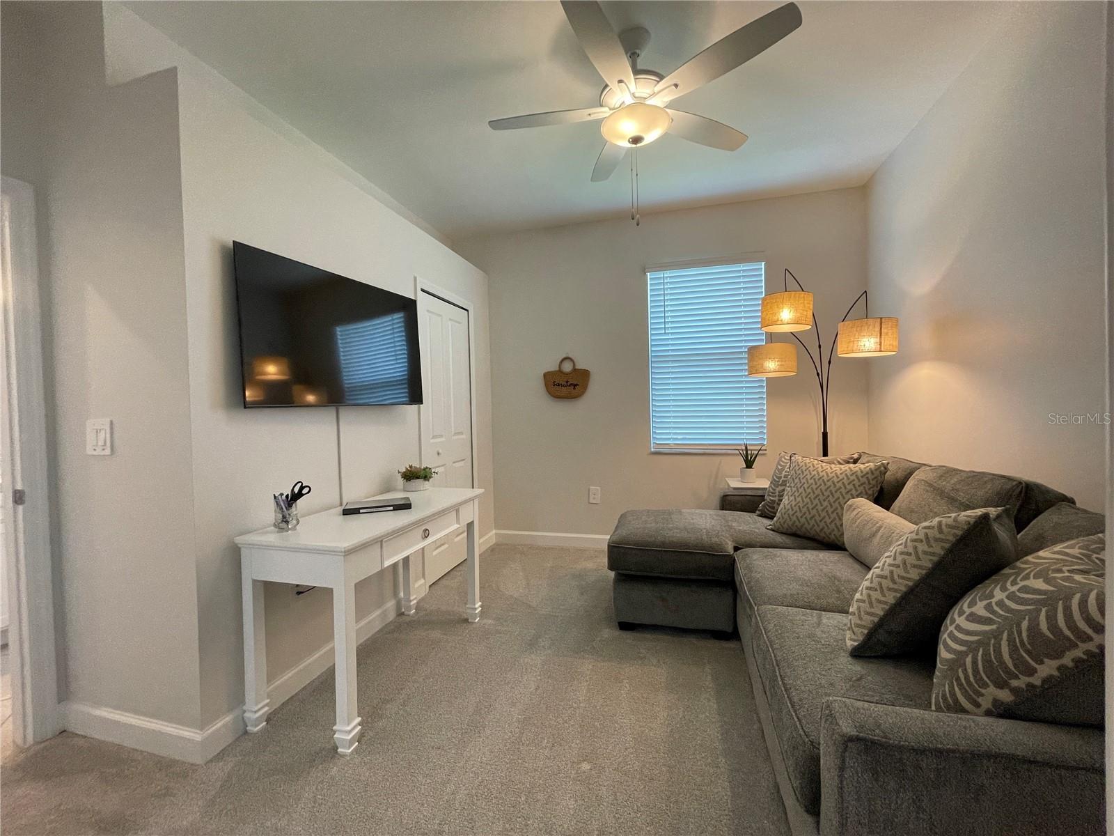 LORRAINE LAKES PH I - Residential Lease
