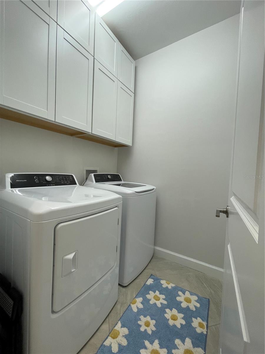 LORRAINE LAKES PH I - Residential Lease