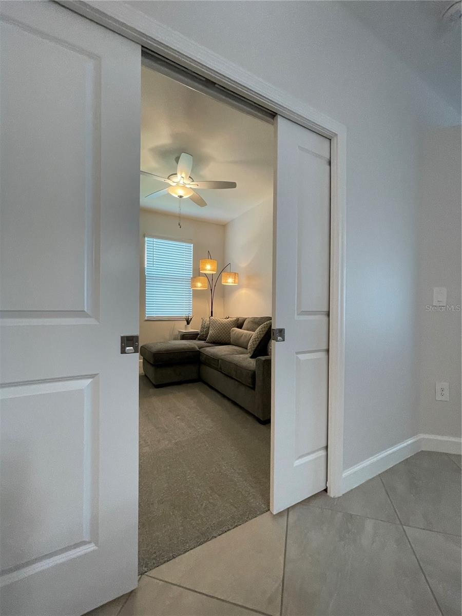 LORRAINE LAKES PH I - Residential Lease