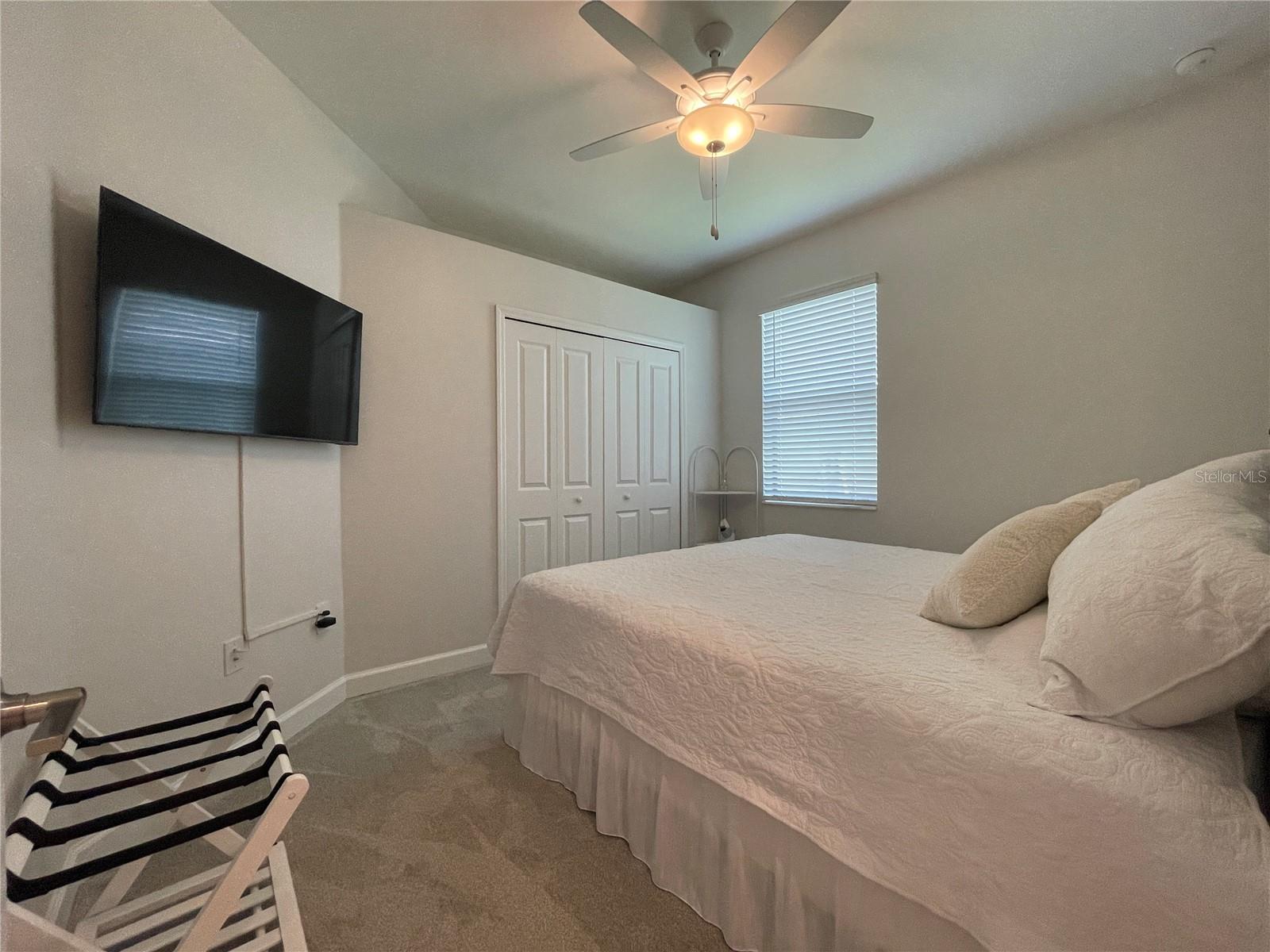 LORRAINE LAKES PH I - Residential Lease
