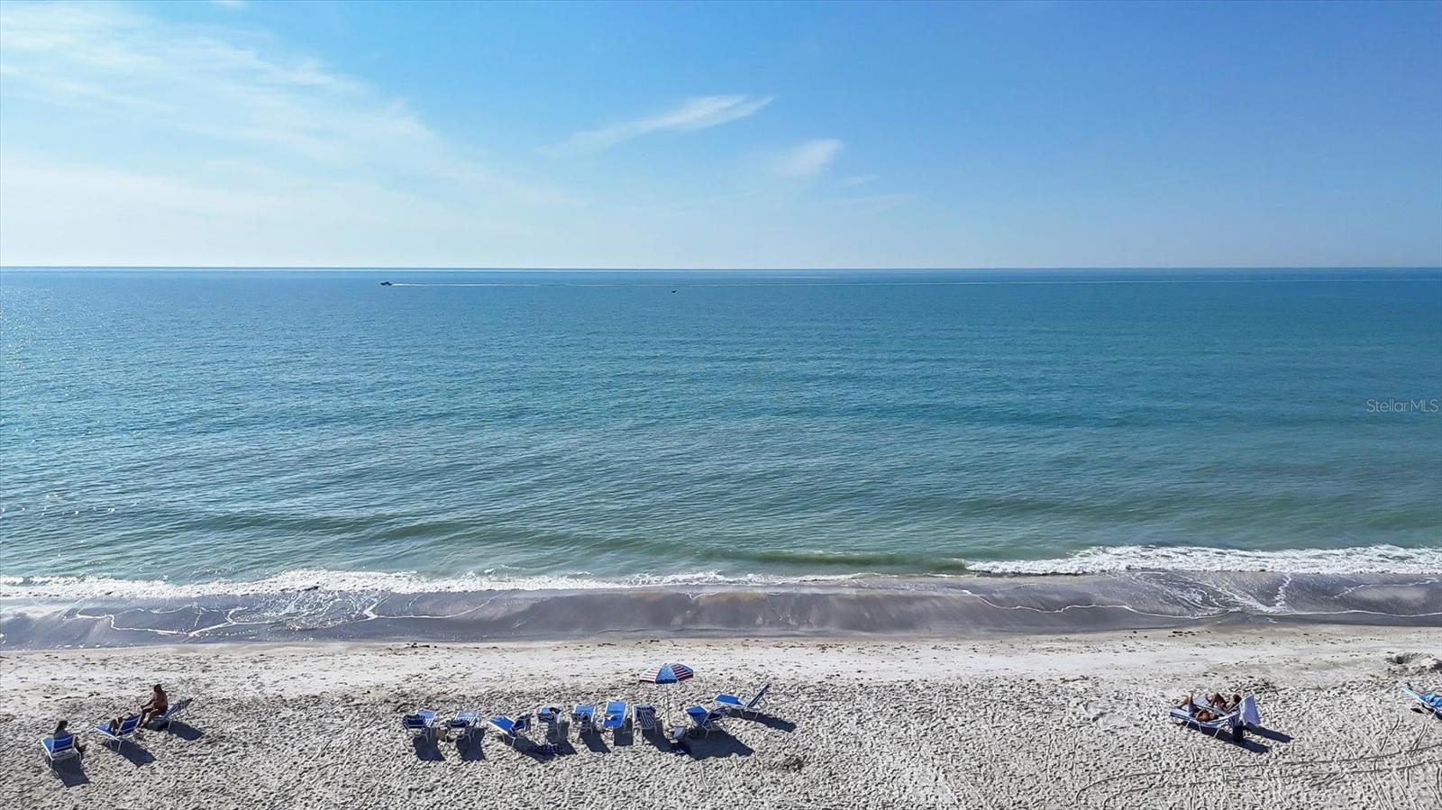 SAND CAY - Residential