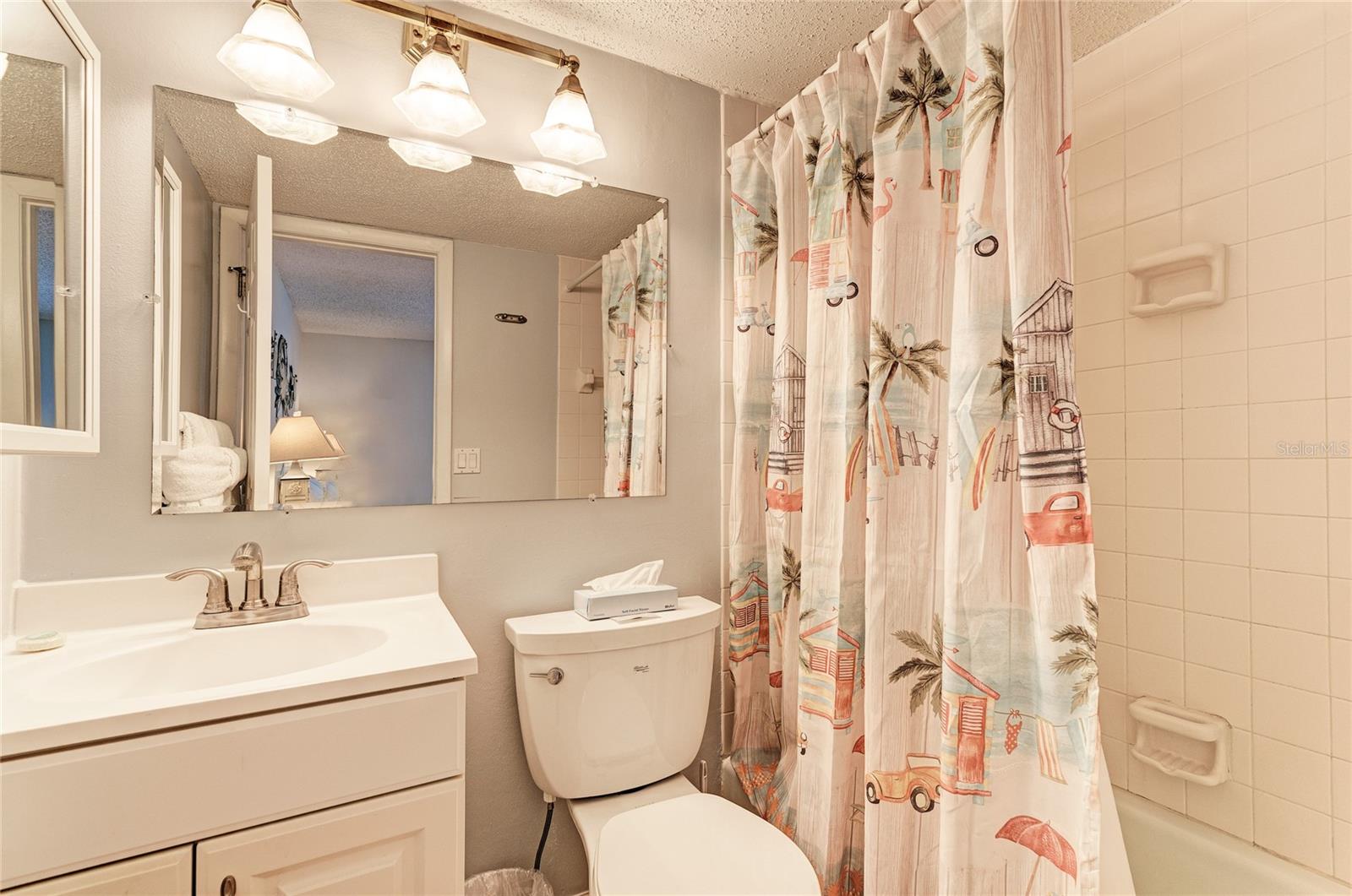 SAND CAY - Residential