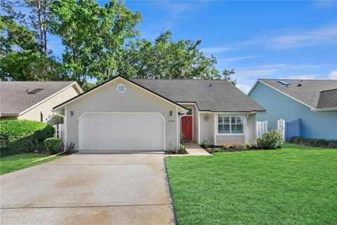Photo of 10530 NW 36th Lane, Gainesville, FL 32606 (MLS # GC530153)