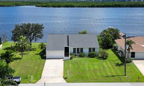 Photo of 3000 Peace River Drive, Punta Gorda, FL 33983 (MLS # N6140543) Photo of 3000 Peace River Drive, Punta Gorda, FL 33983 (MLS # N6140543)
