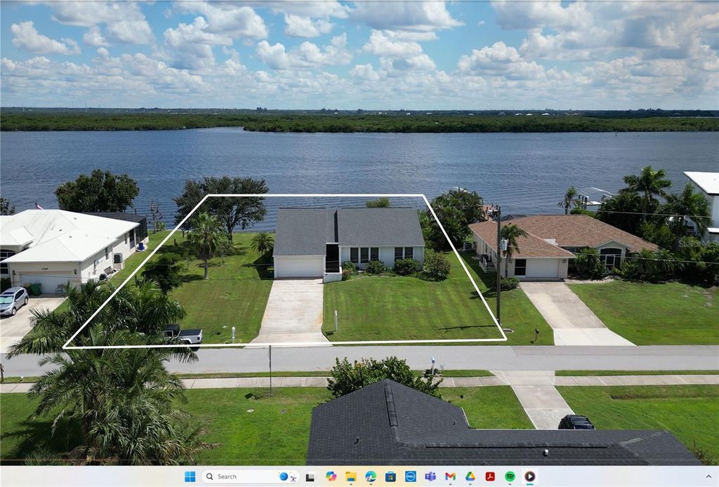 Photo of 3000 Peace River Drive, Punta Gorda, FL 33983 (MLS # N6140543)