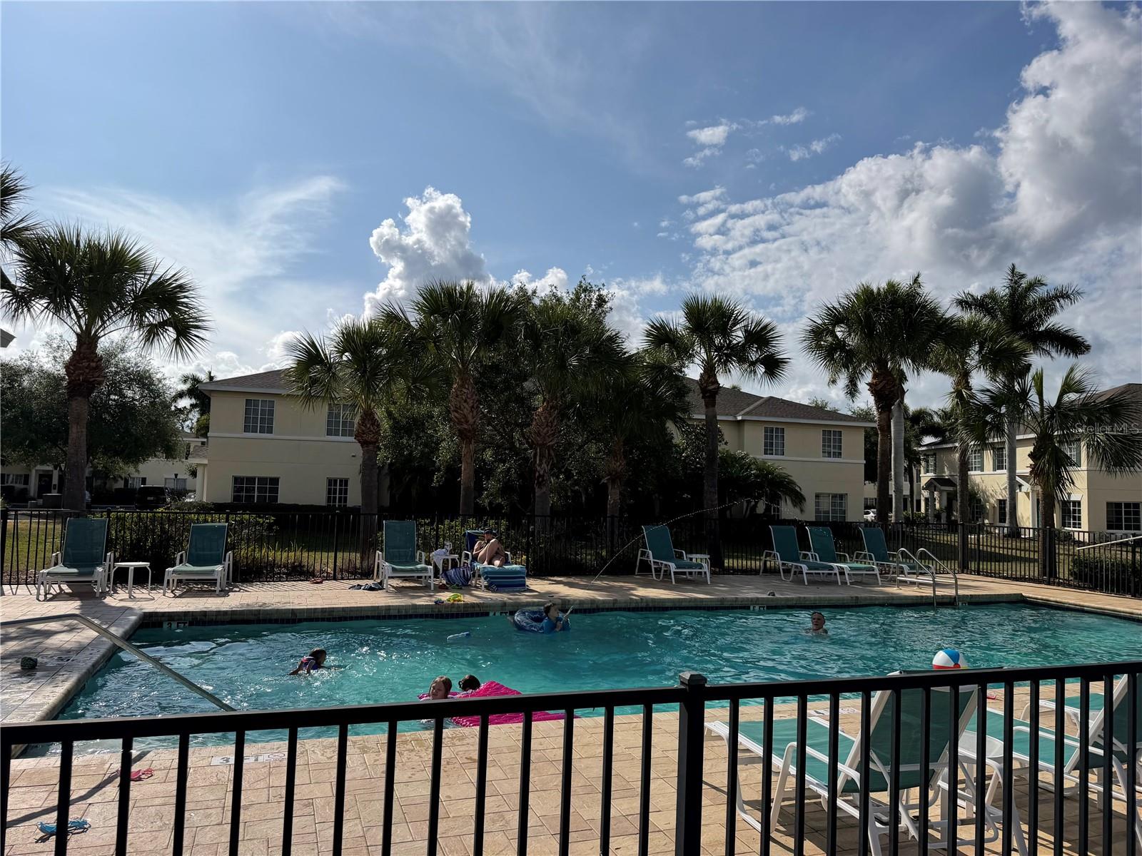 THE TWNHMS AT LIGHTHOUSE COVE II - Residential