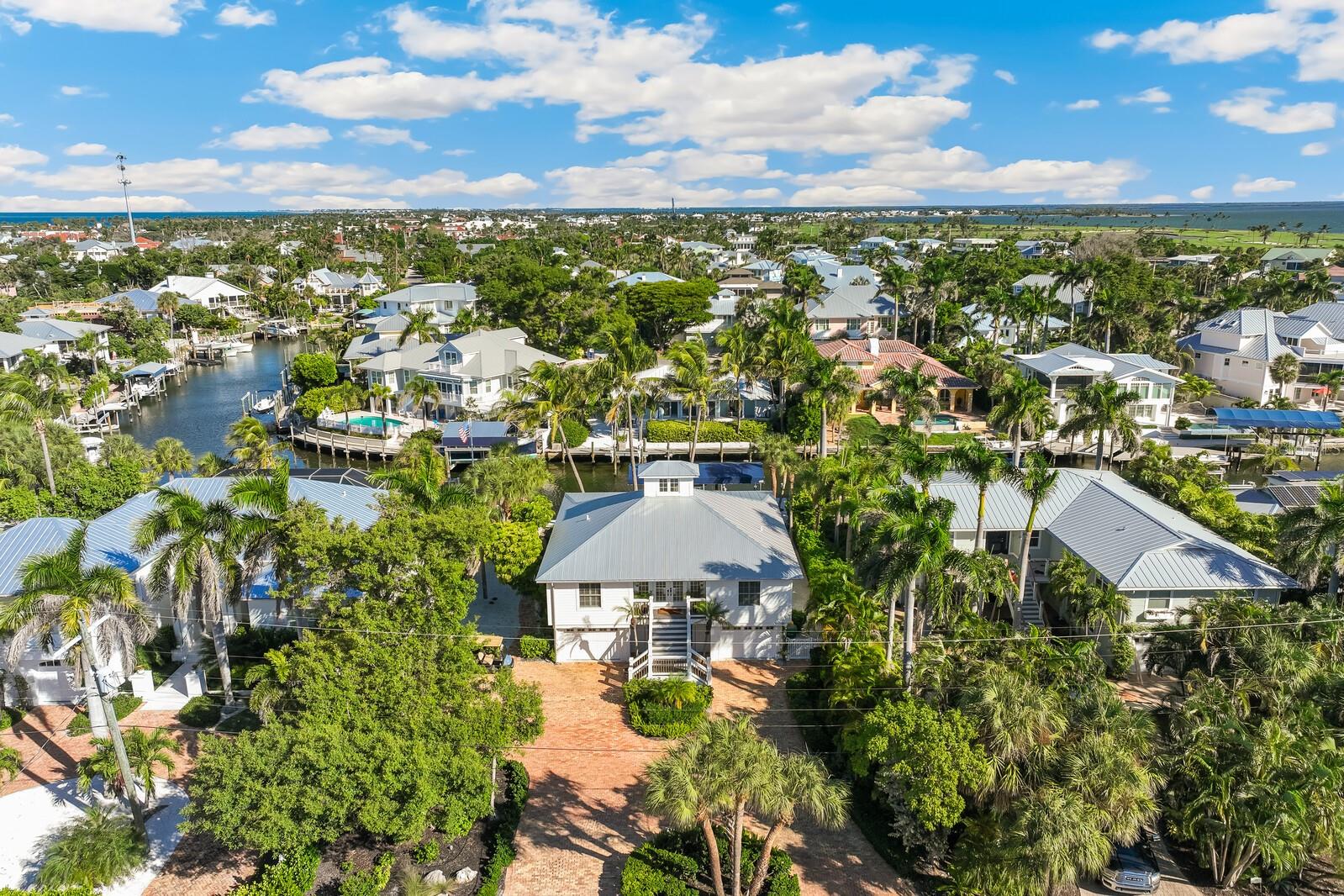 HARBOR DRIVE WATERWAYS - Residential