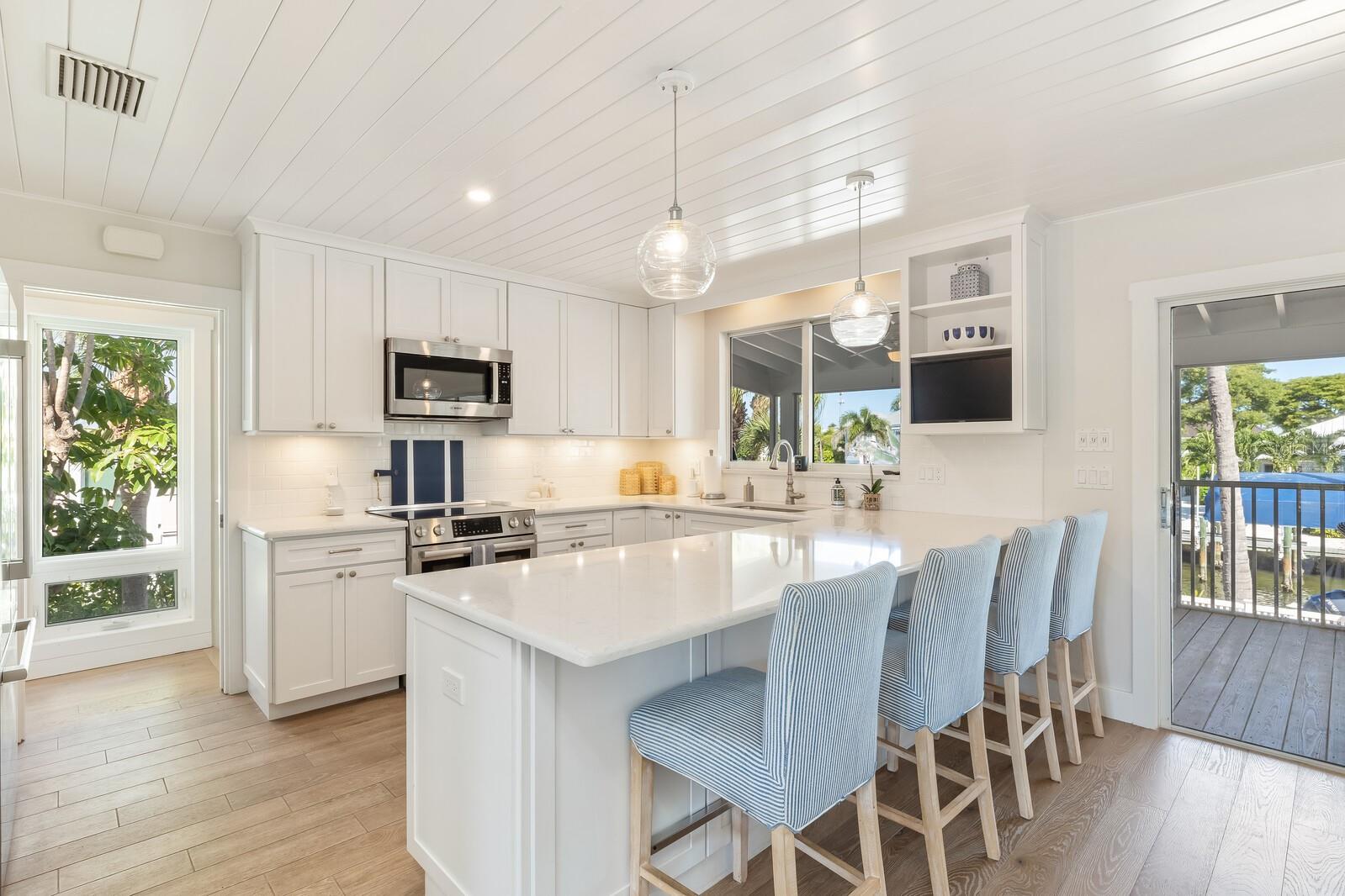 HARBOR DRIVE WATERWAYS - Residential