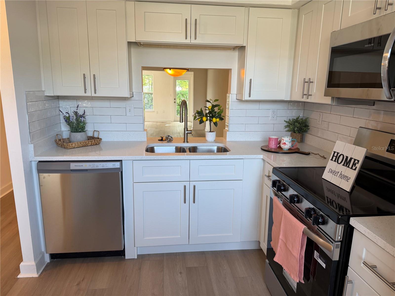 GARDENS OF BEACON SQUARE - Residential