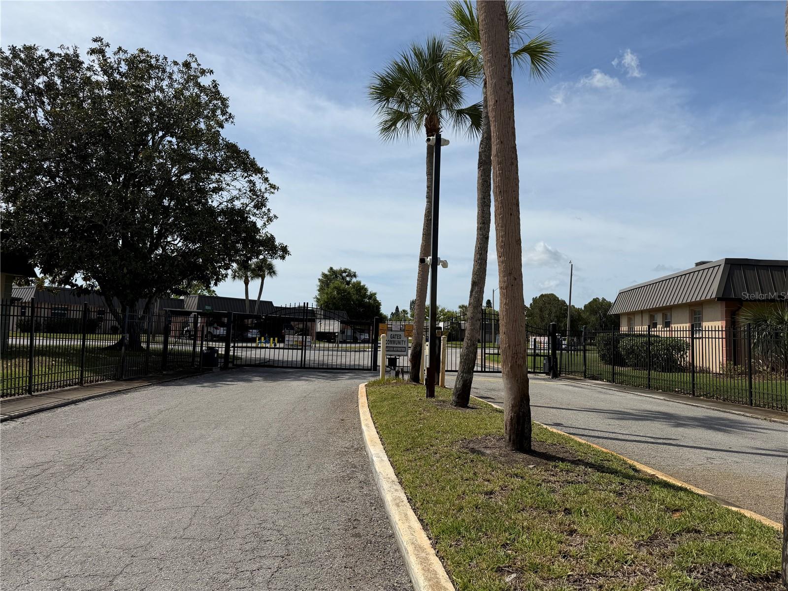 GARDENS OF BEACON SQUARE - Residential