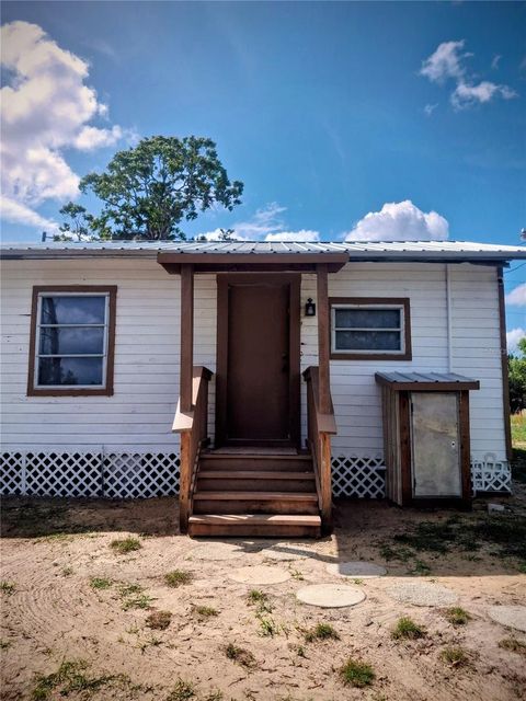 Tiny photo for 20881 SE 142nd Place, Umatilla, FL 32784 (MLS # O6395585)