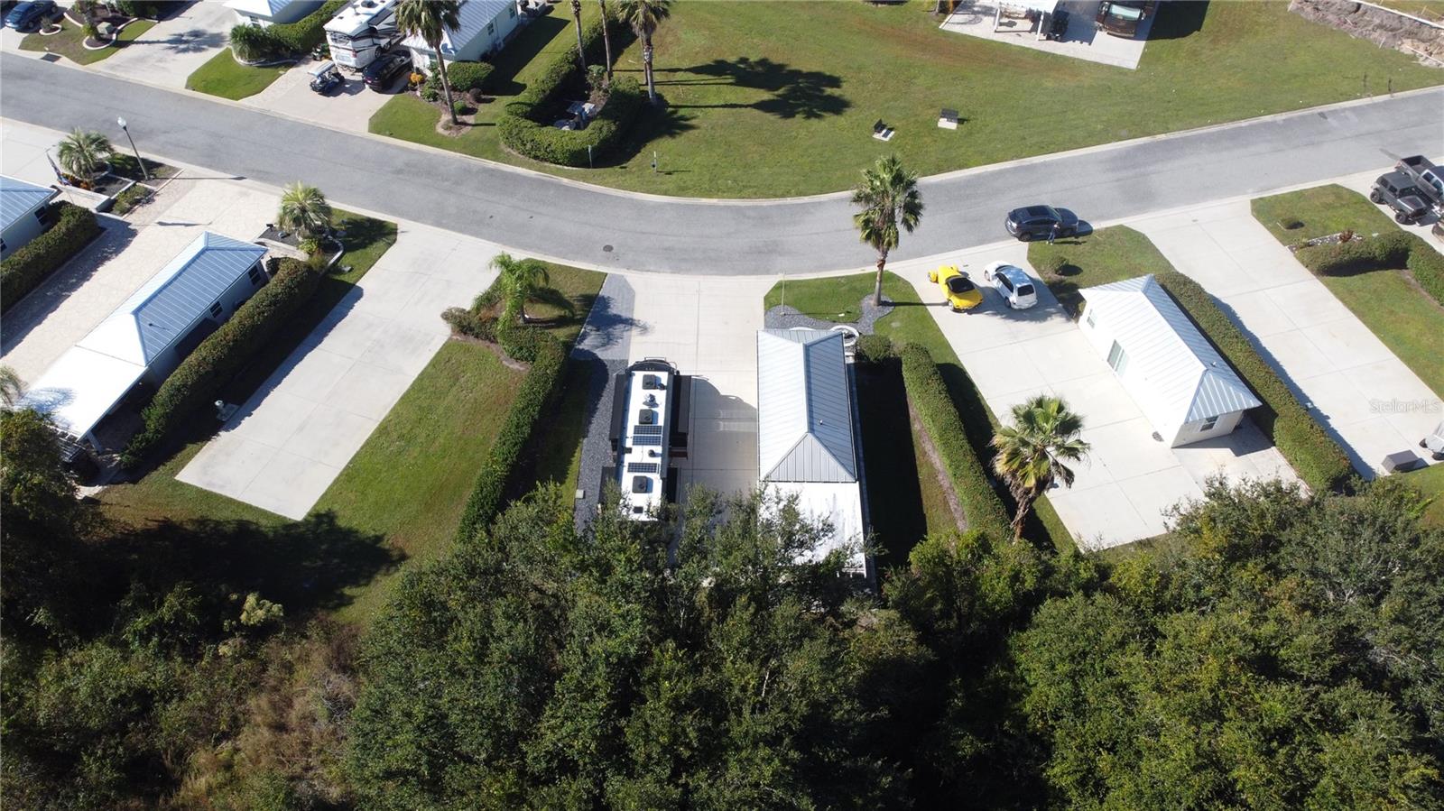FLORIDA GRANDE MOTOR COACH RESIDENCE - Land