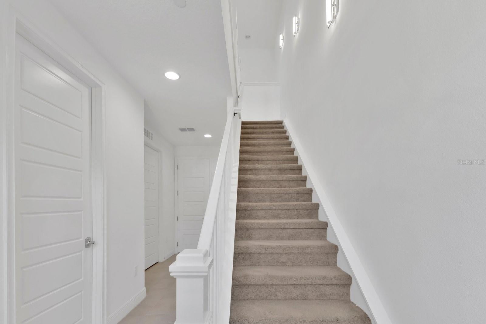 9868 BUCKLOW HILL DRIVE
