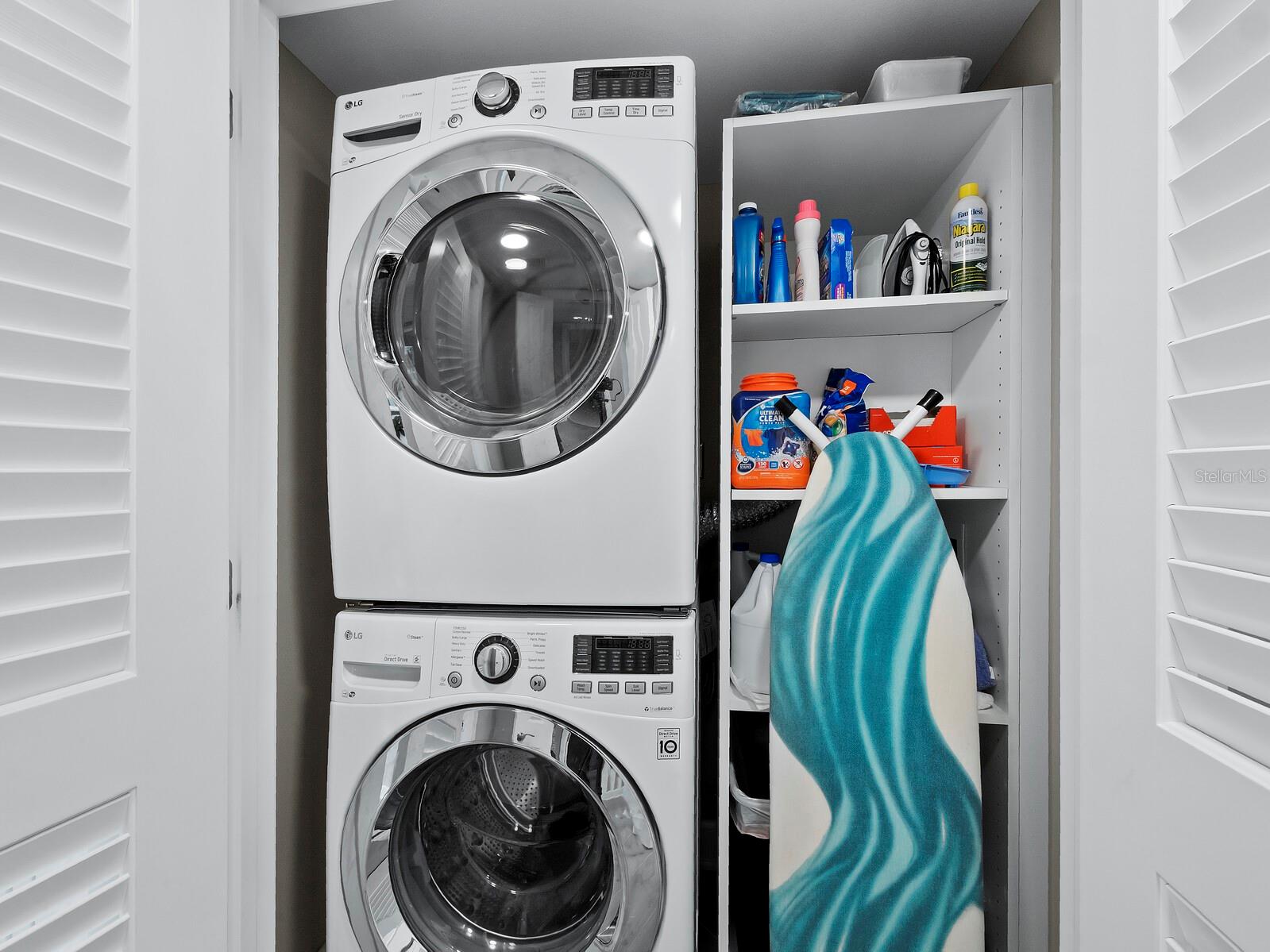 LONGBOAT KEY TOWERS - Residential