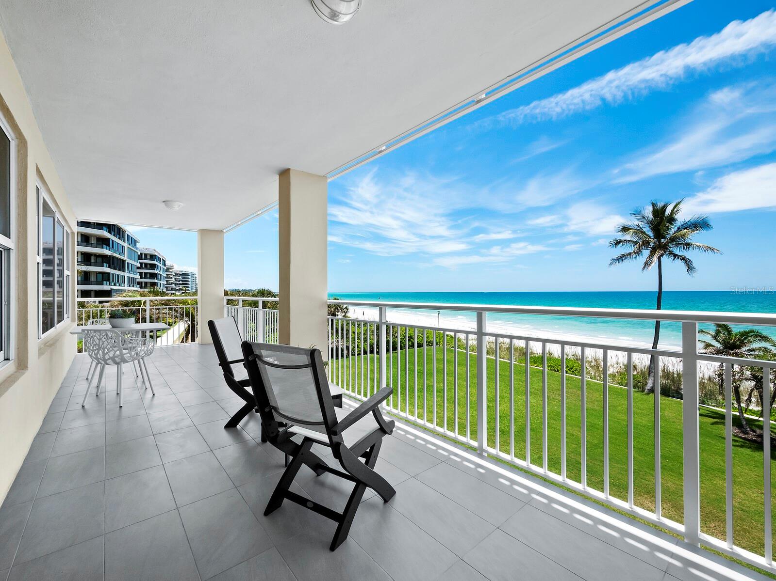 LONGBOAT KEY TOWERS - Residential