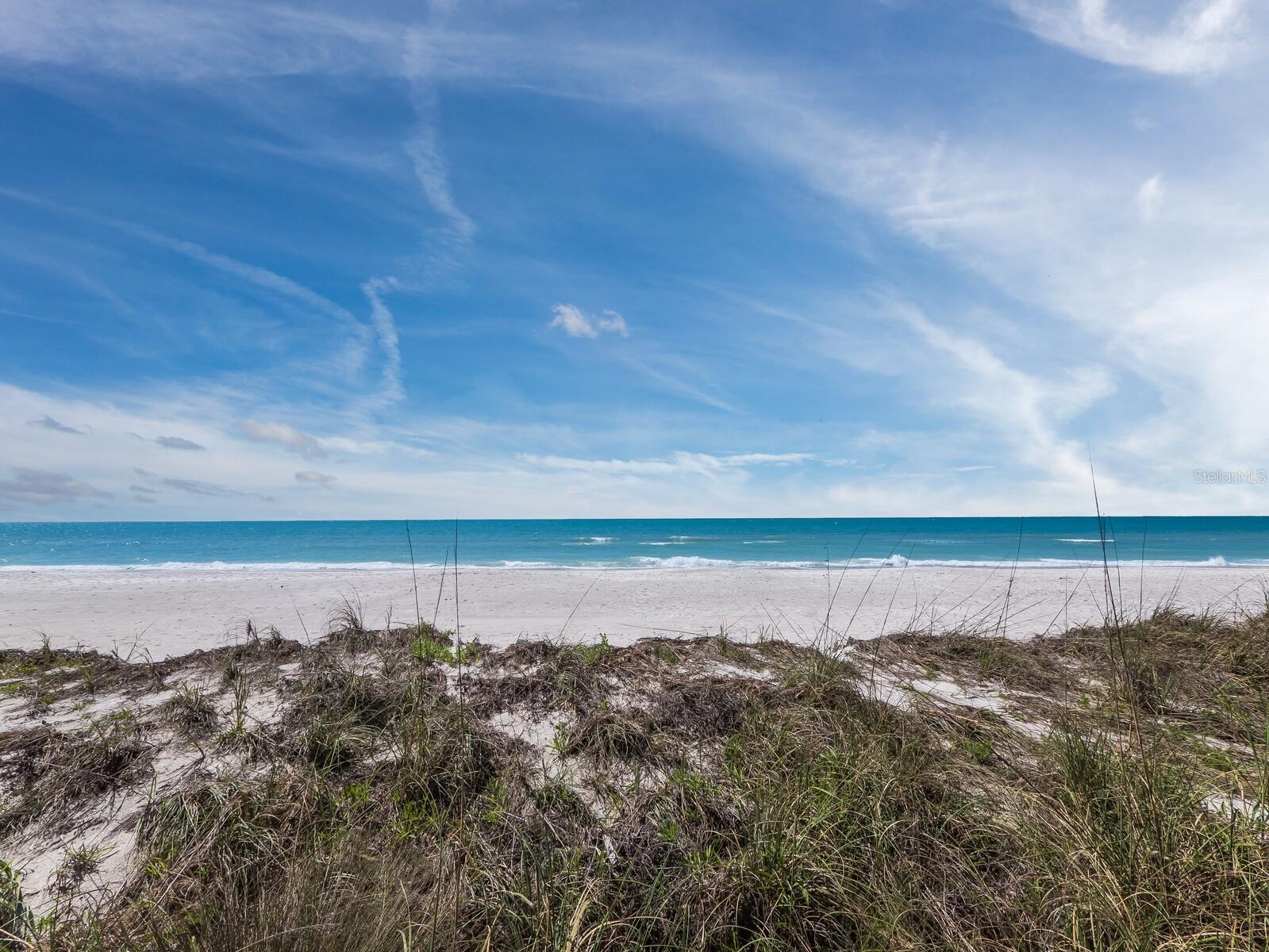 LONGBOAT KEY TOWERS - Residential