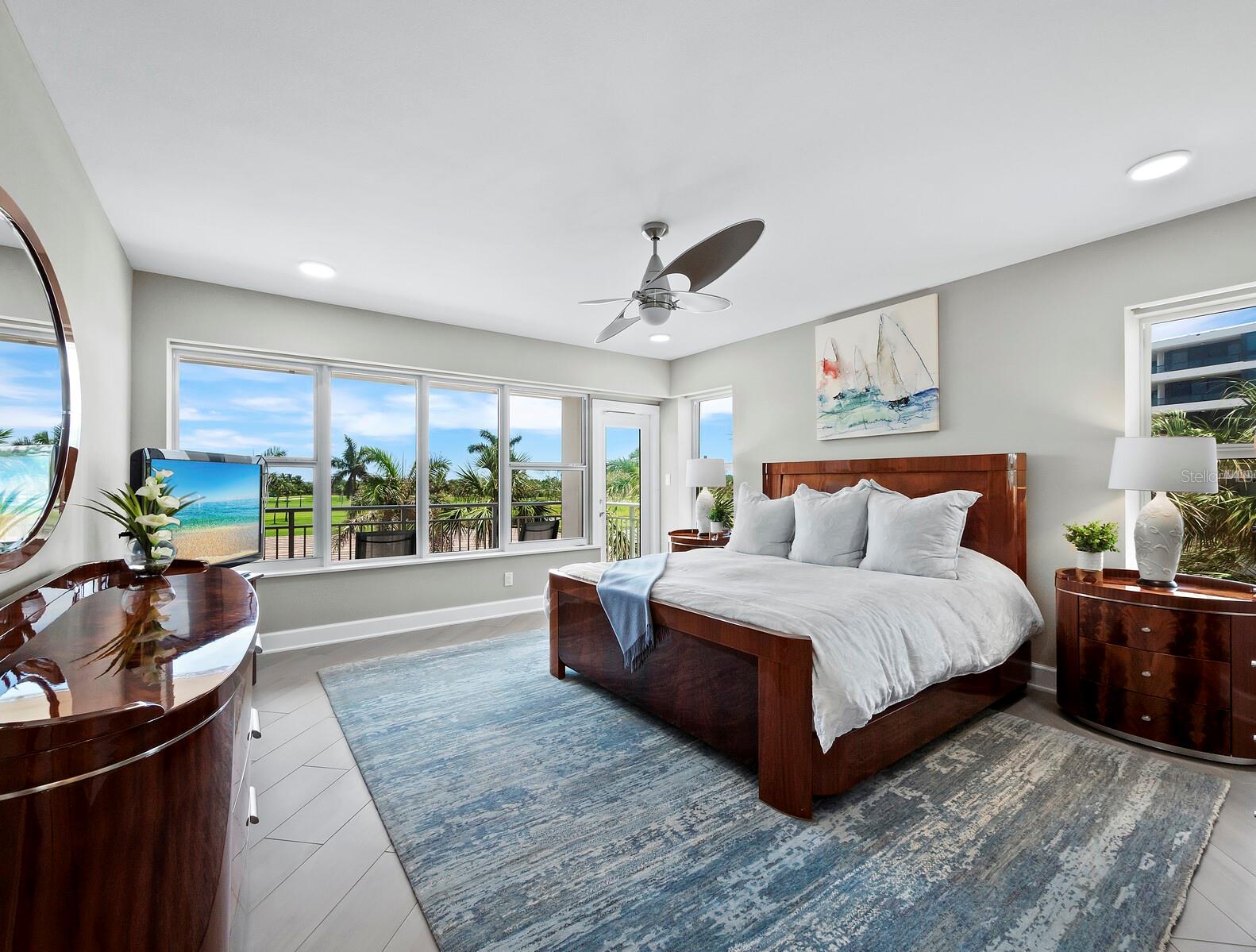 LONGBOAT KEY TOWERS - Residential