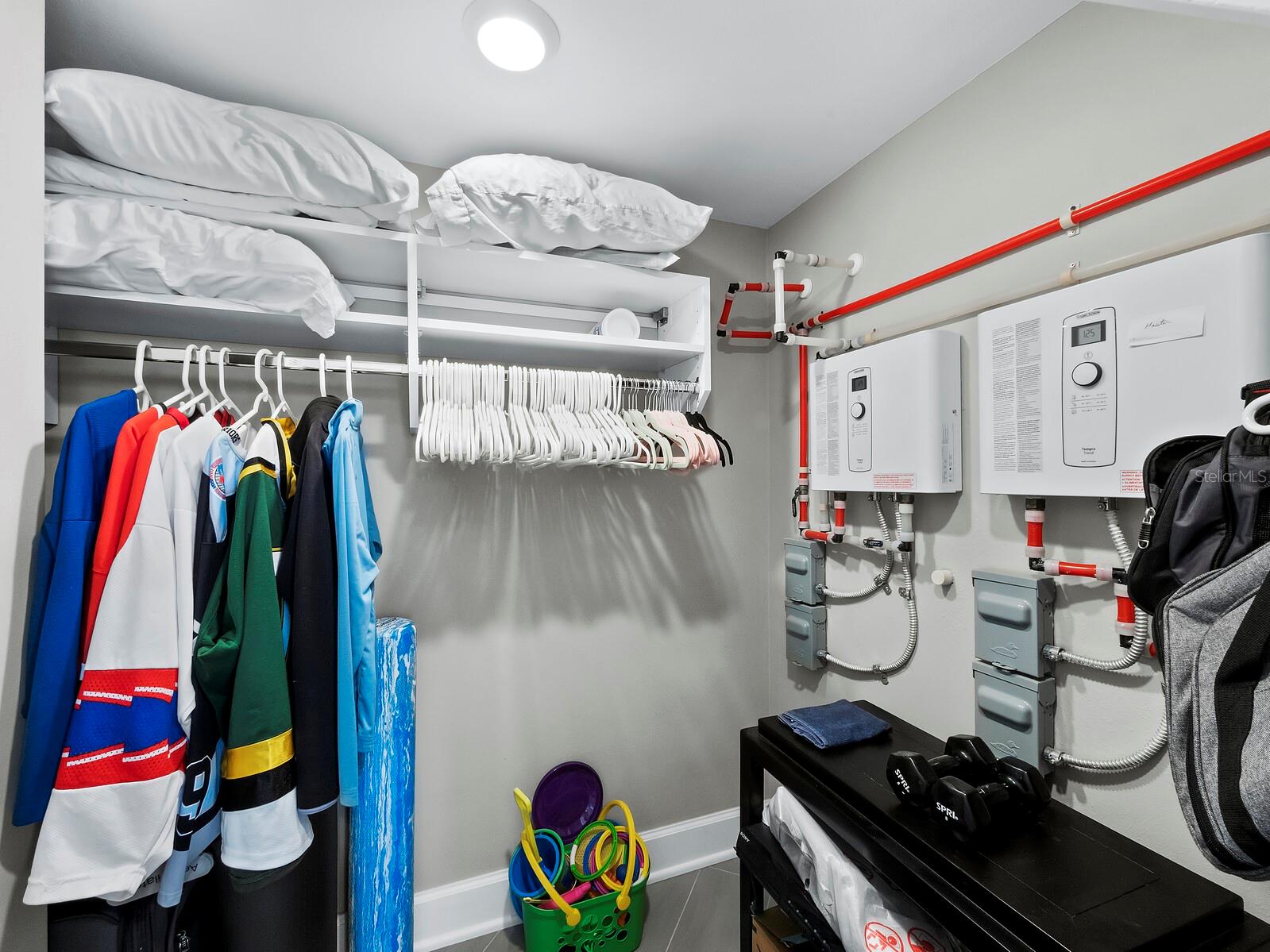 LONGBOAT KEY TOWERS - Residential