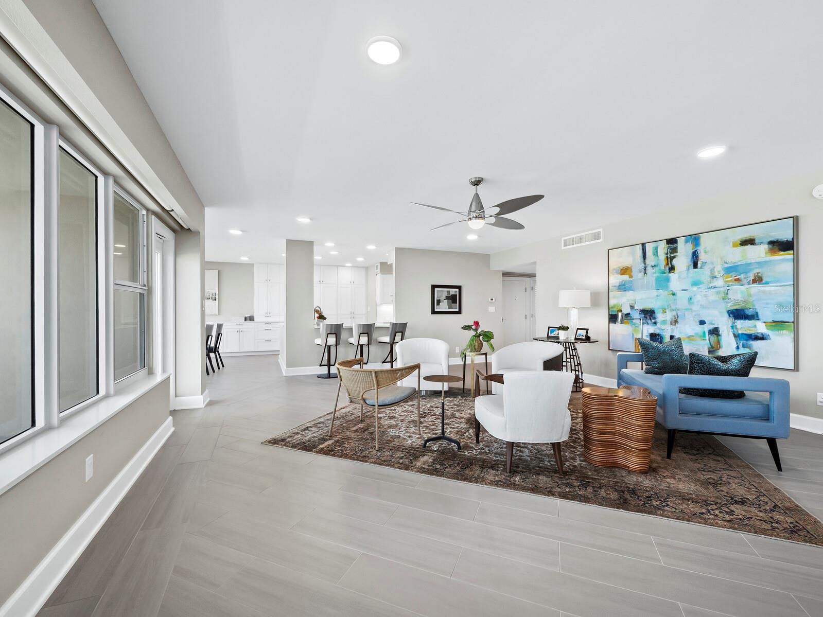 LONGBOAT KEY TOWERS - Residential