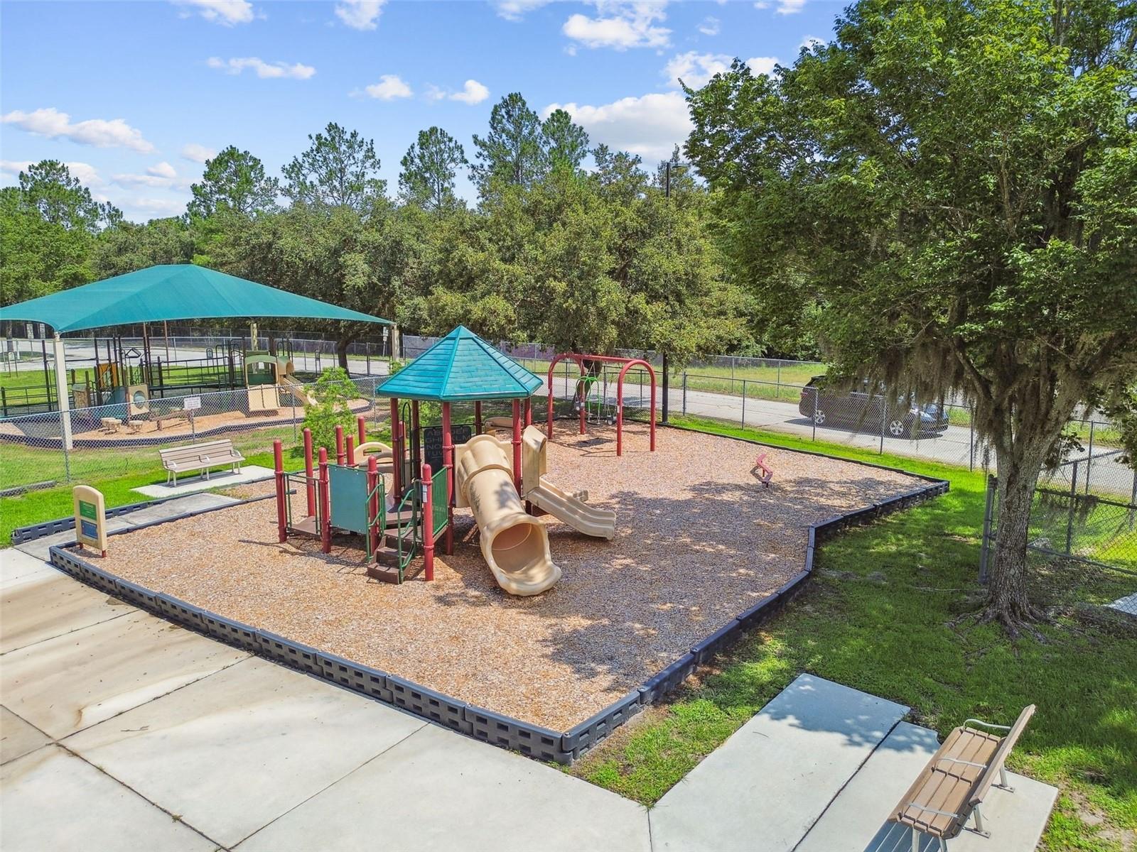 CALUSA TRACE UNIT IX PH II - Residential