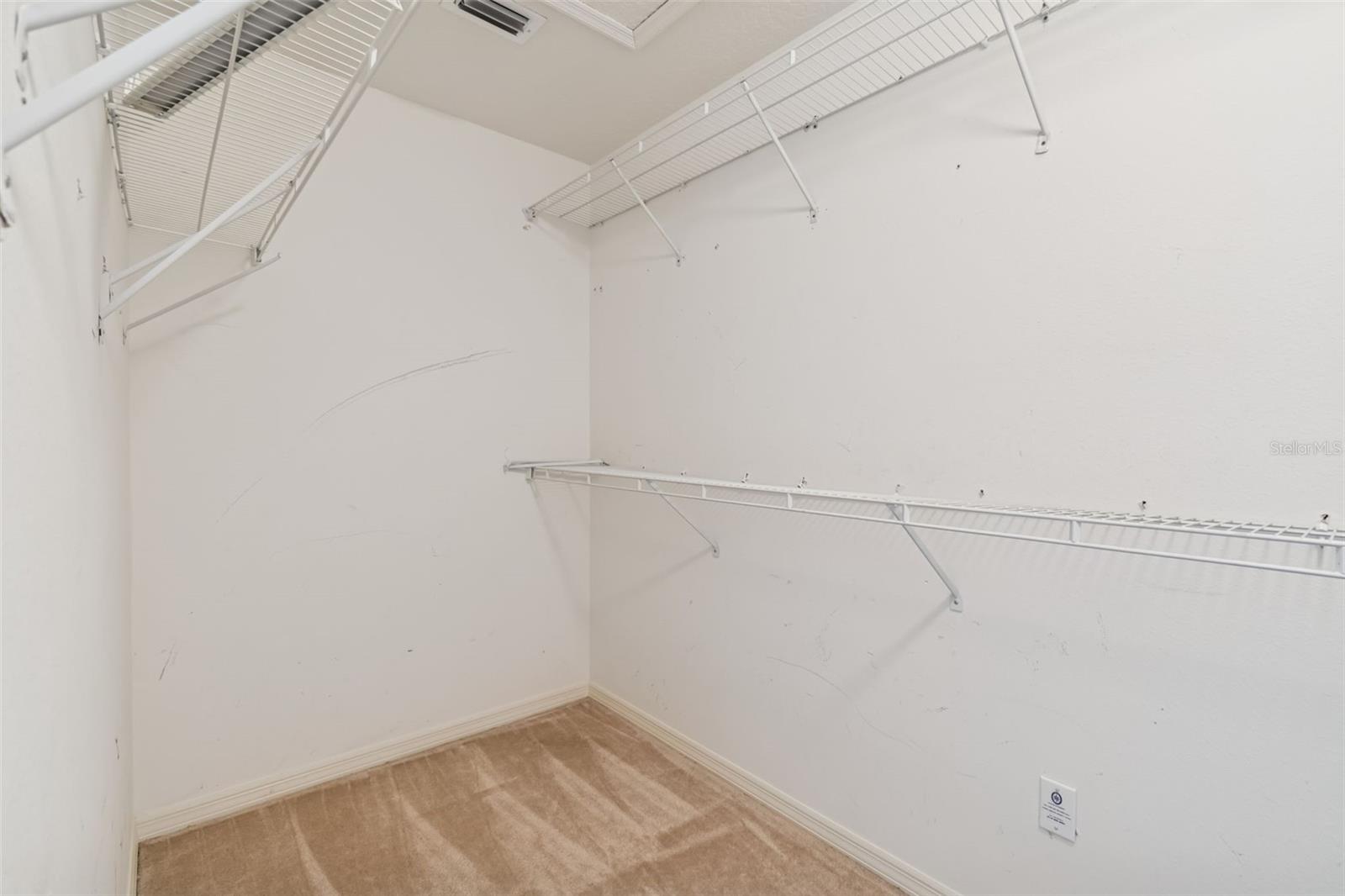 CALUSA TRACE UNIT IX PH II - Residential