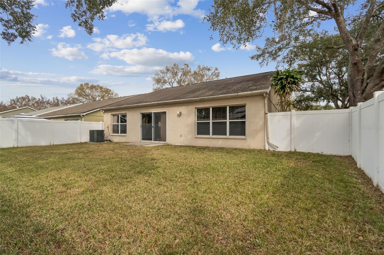 CALUSA TRACE UNIT IX PH II - Residential