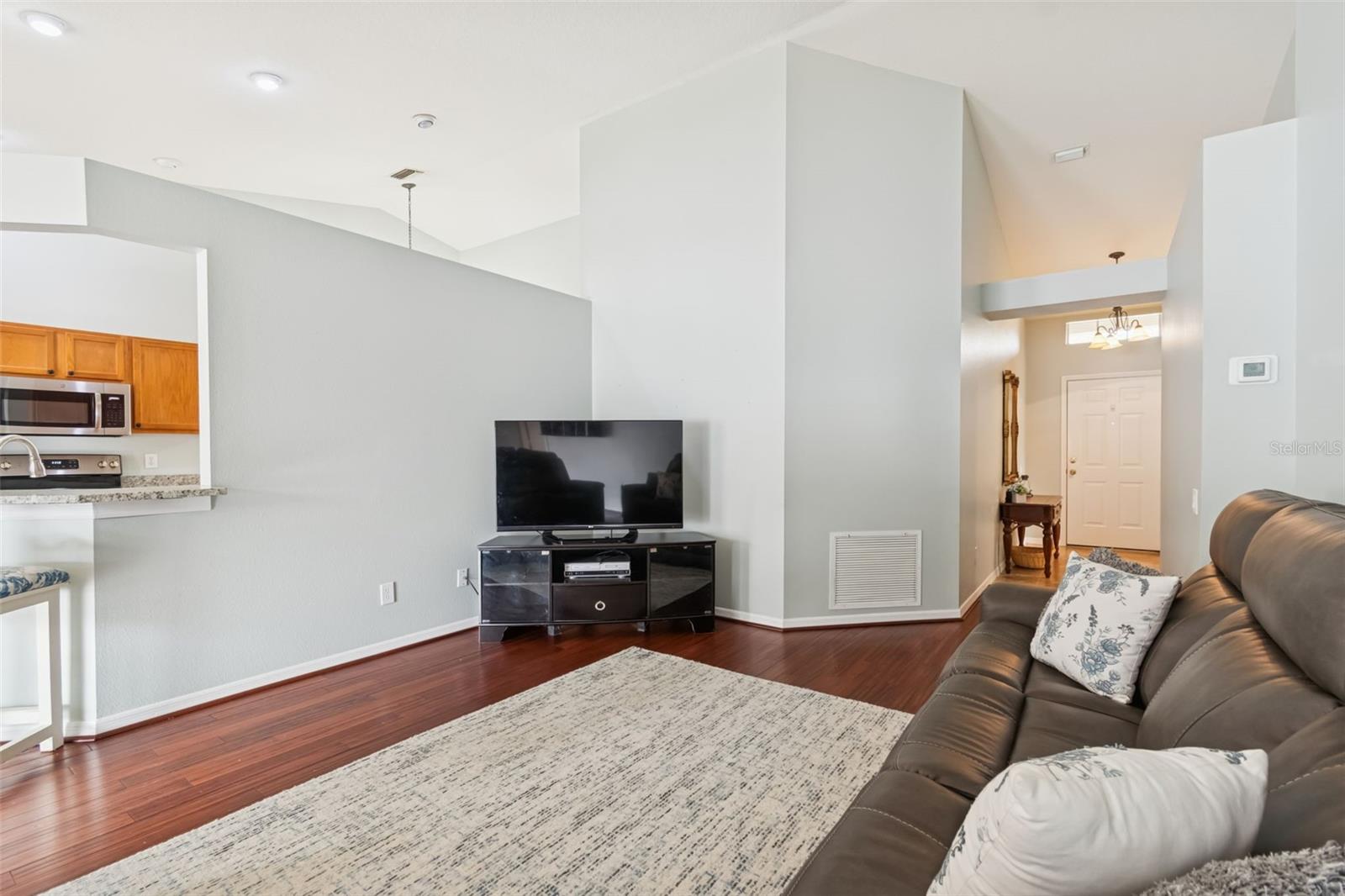 CALUSA TRACE UNIT IX PH II - Residential