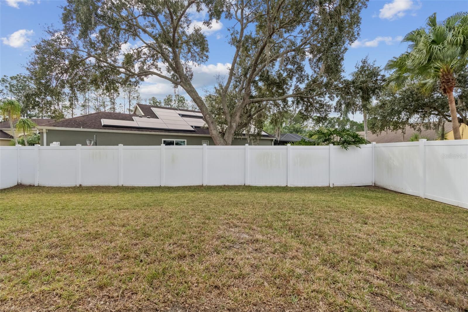 CALUSA TRACE UNIT IX PH II - Residential