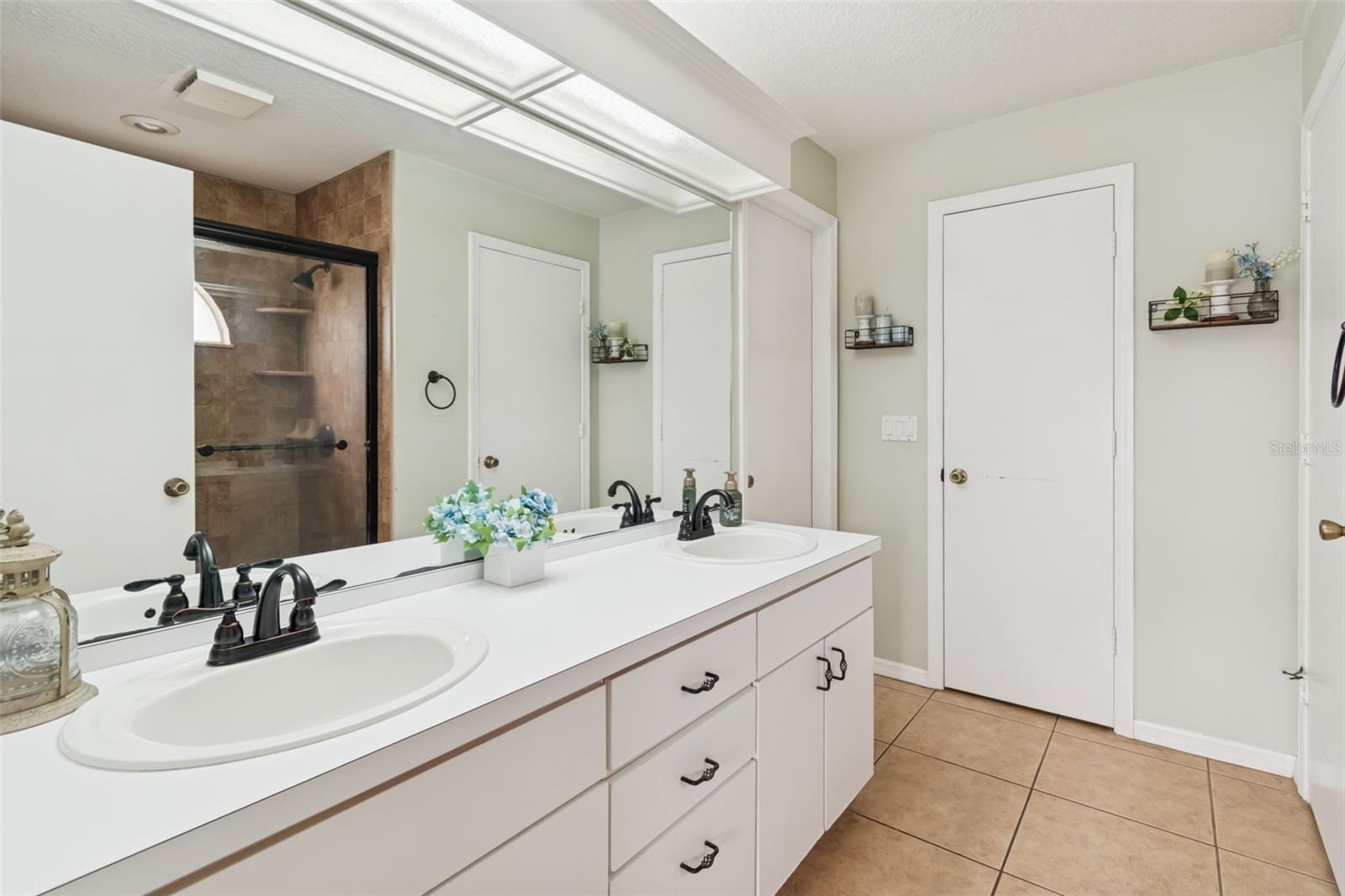 CALUSA TRACE UNIT IX PH II - Residential