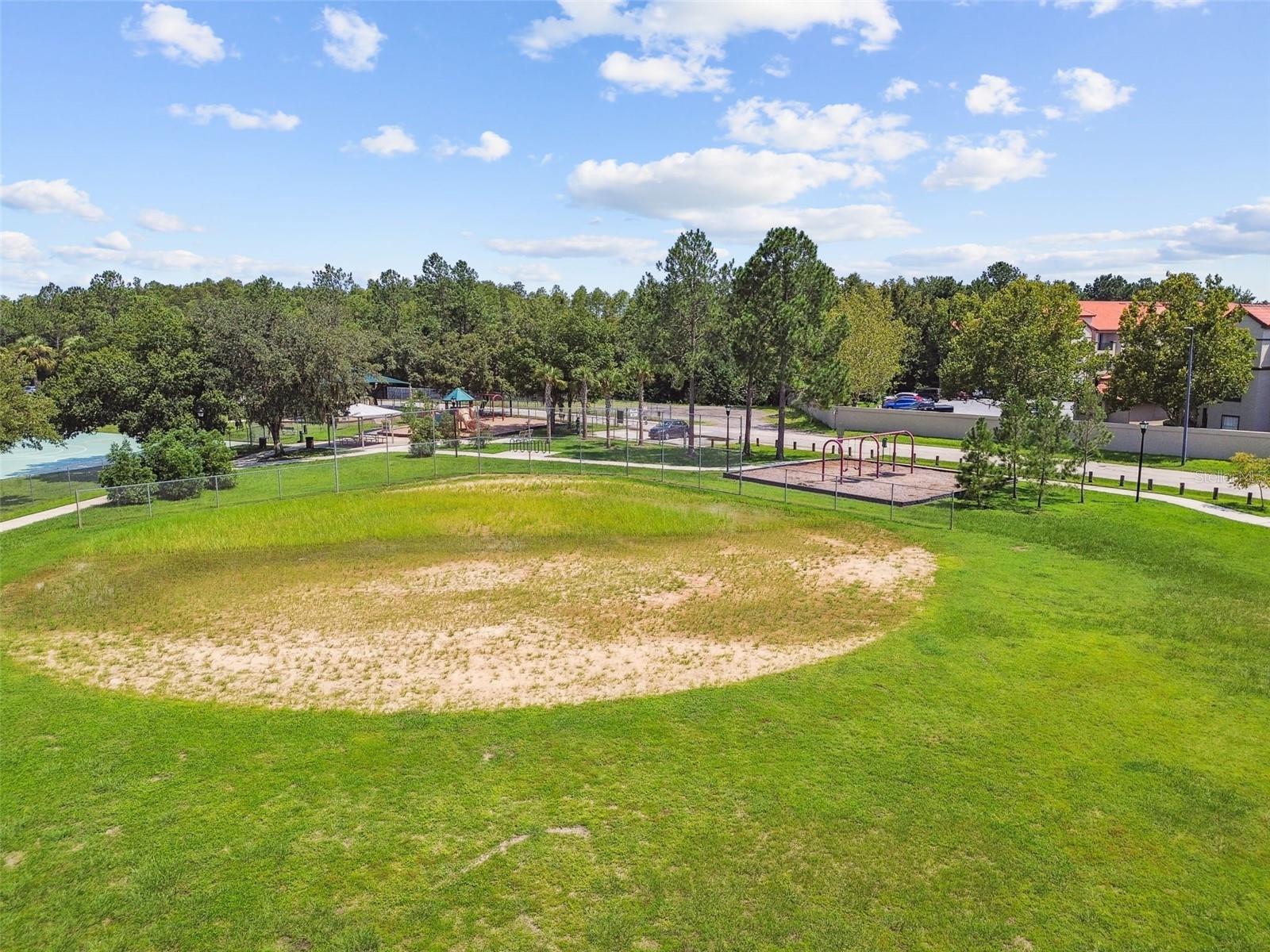 CALUSA TRACE UNIT IX PH II - Residential