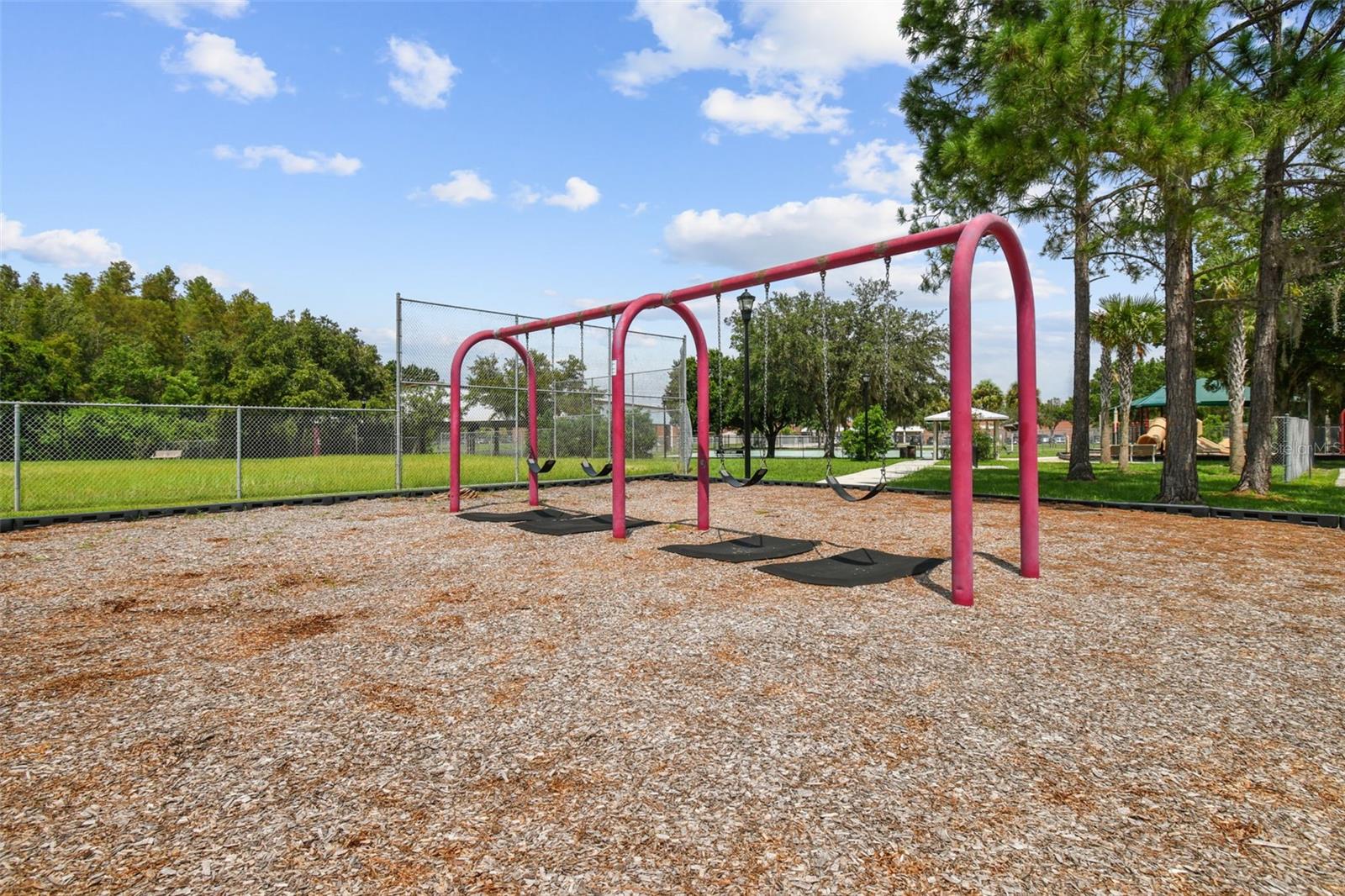 CALUSA TRACE UNIT IX PH II - Residential