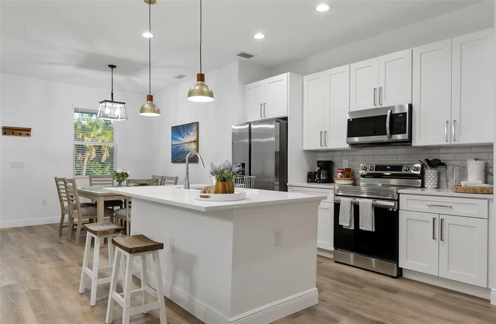 10170 QUIMPER AVENUE, ENGLEWOOD, FL, 34224 3 10170 QUIMPER AVENUE