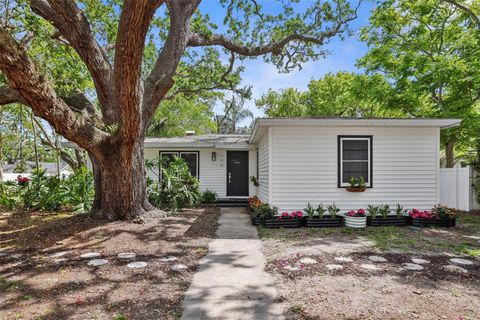 Photo of 559 Scotland Street, Dunedin, FL 34698 (MLS # TB8370789)