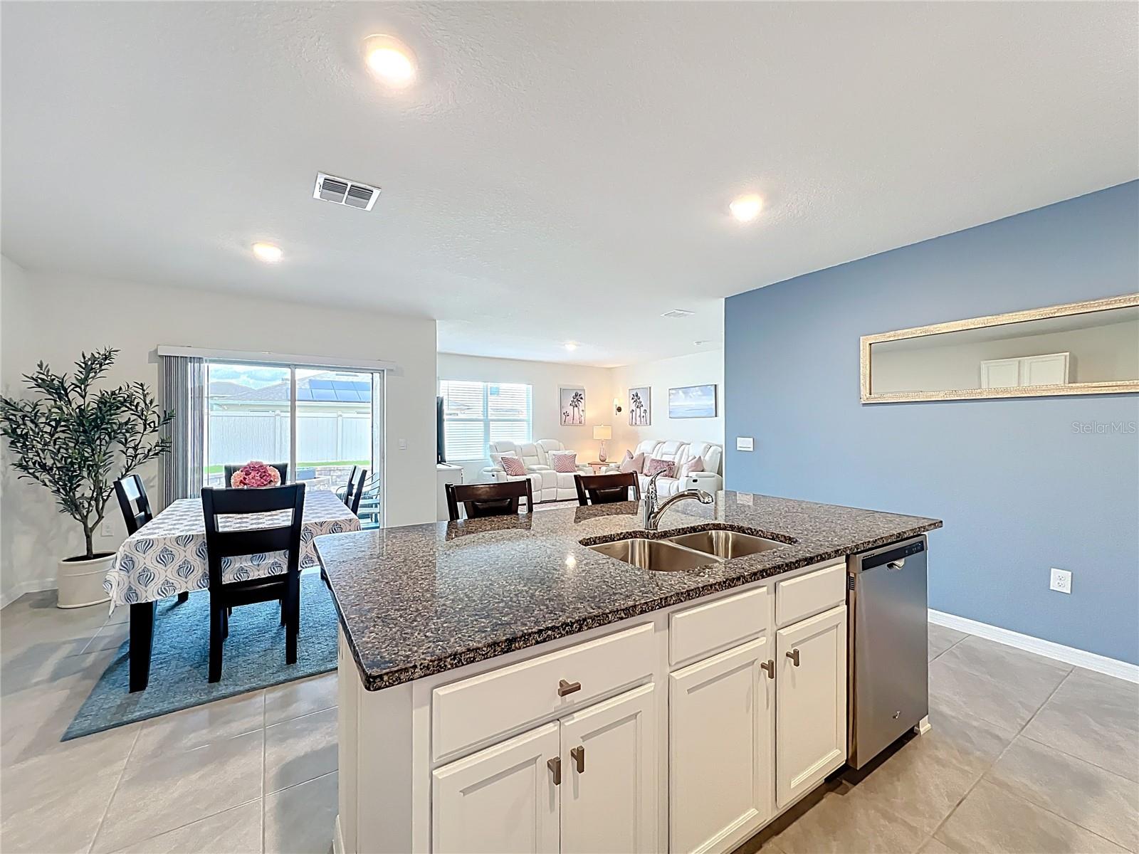 EASTGROVE - Residential