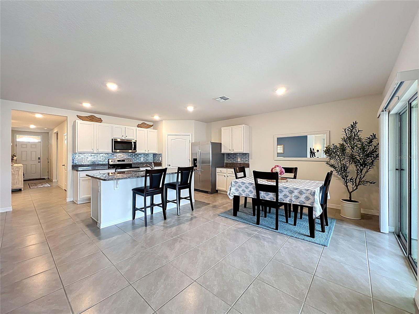 EASTGROVE - Residential