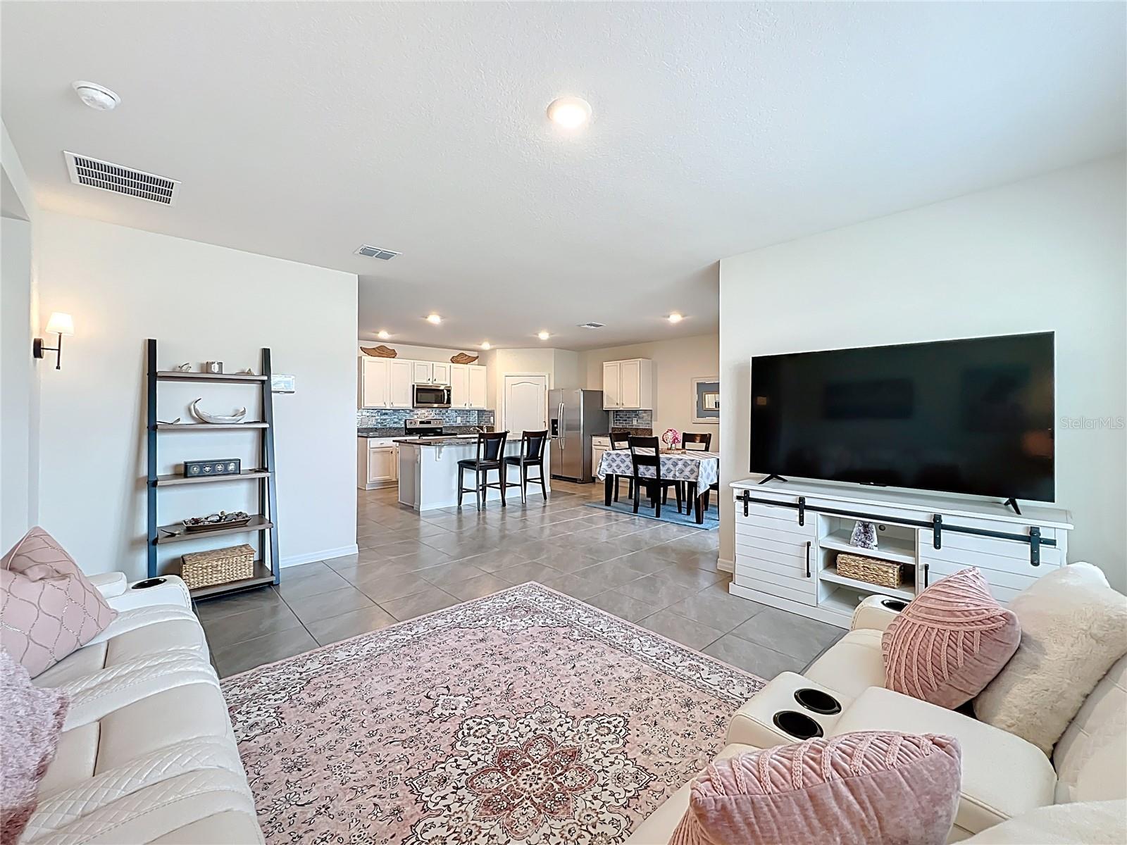 EASTGROVE - Residential
