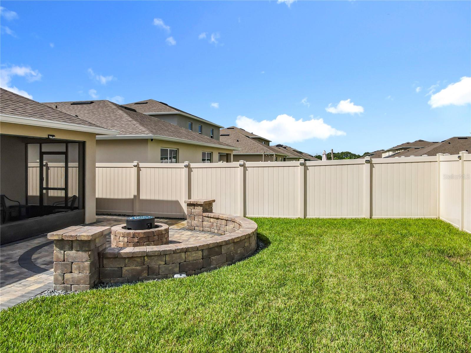 EASTGROVE - Residential