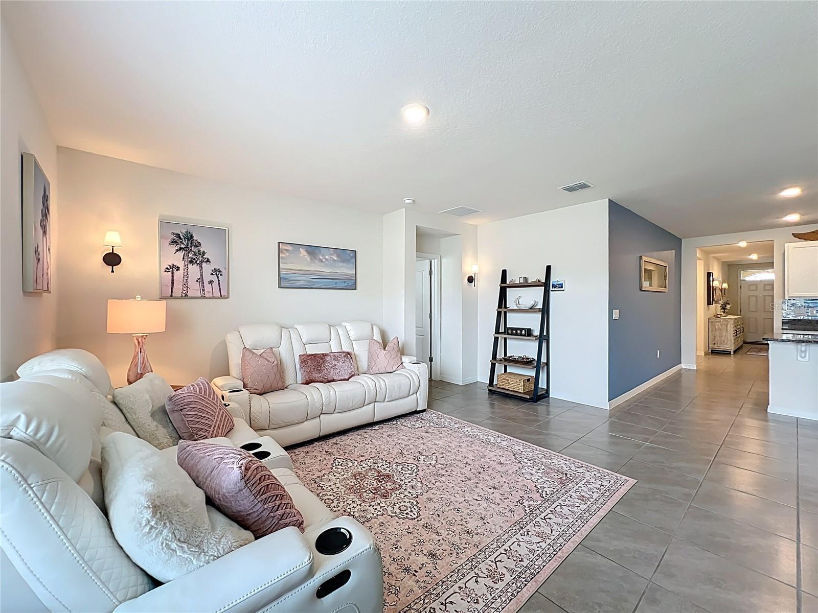 EASTGROVE - Residential