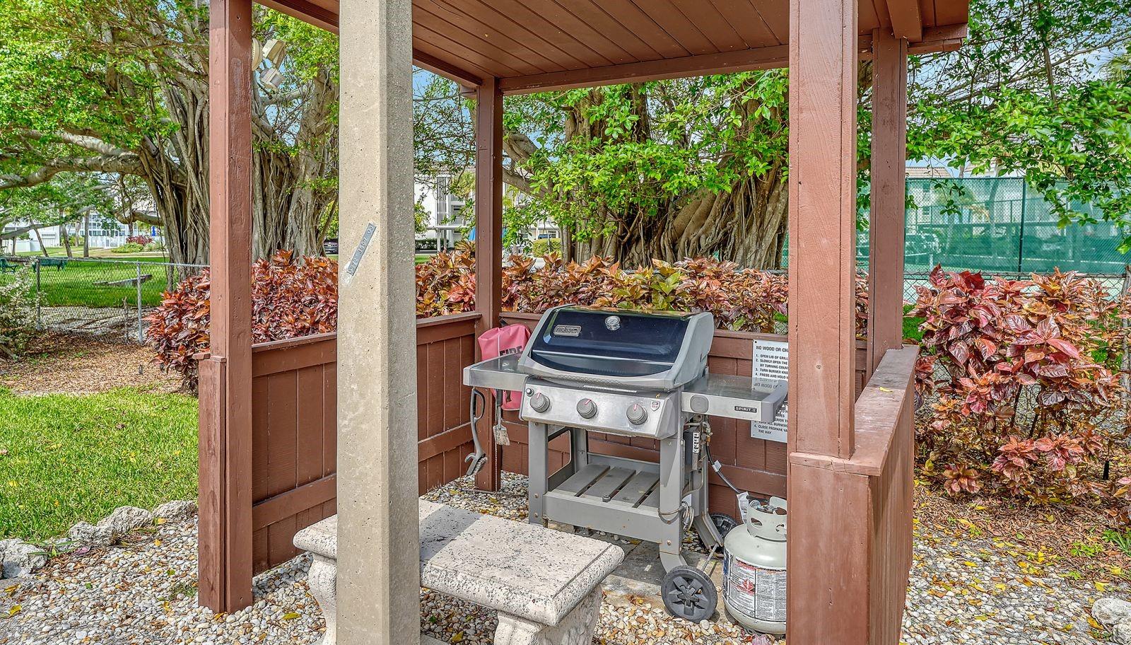 SUTTON PLACE - Residential