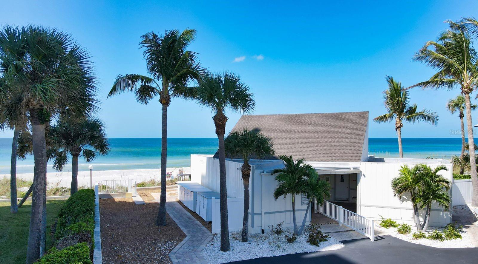 SUTTON PLACE - Residential