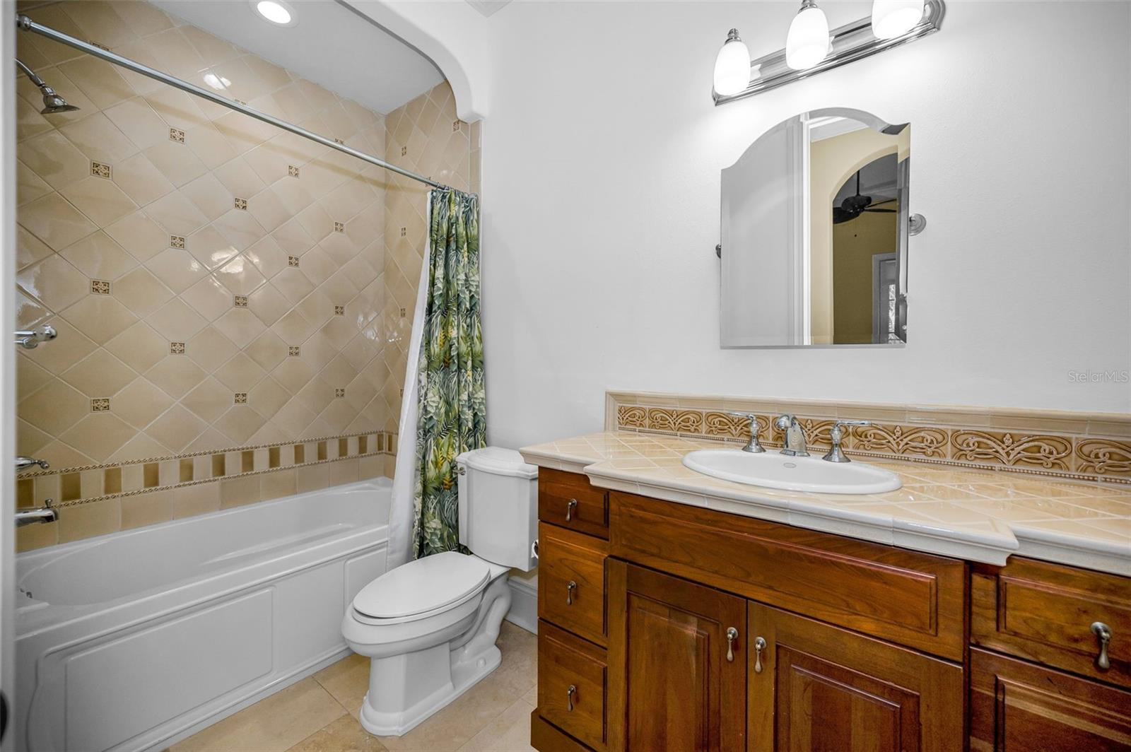 SNELL ISLE BRIGHTWATERS SEC 1 REP - Residential