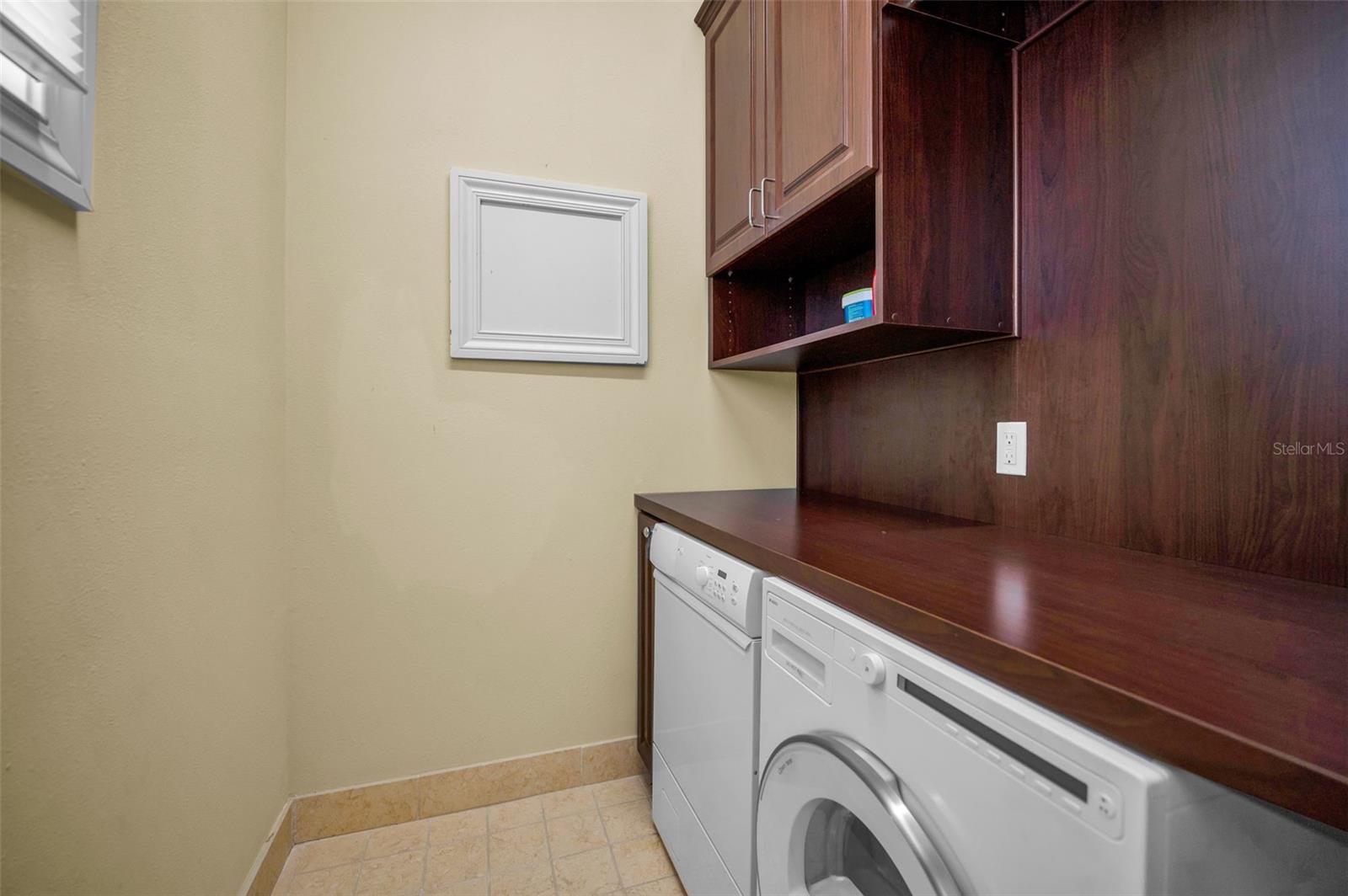 SNELL ISLE BRIGHTWATERS SEC 1 REP - Residential
