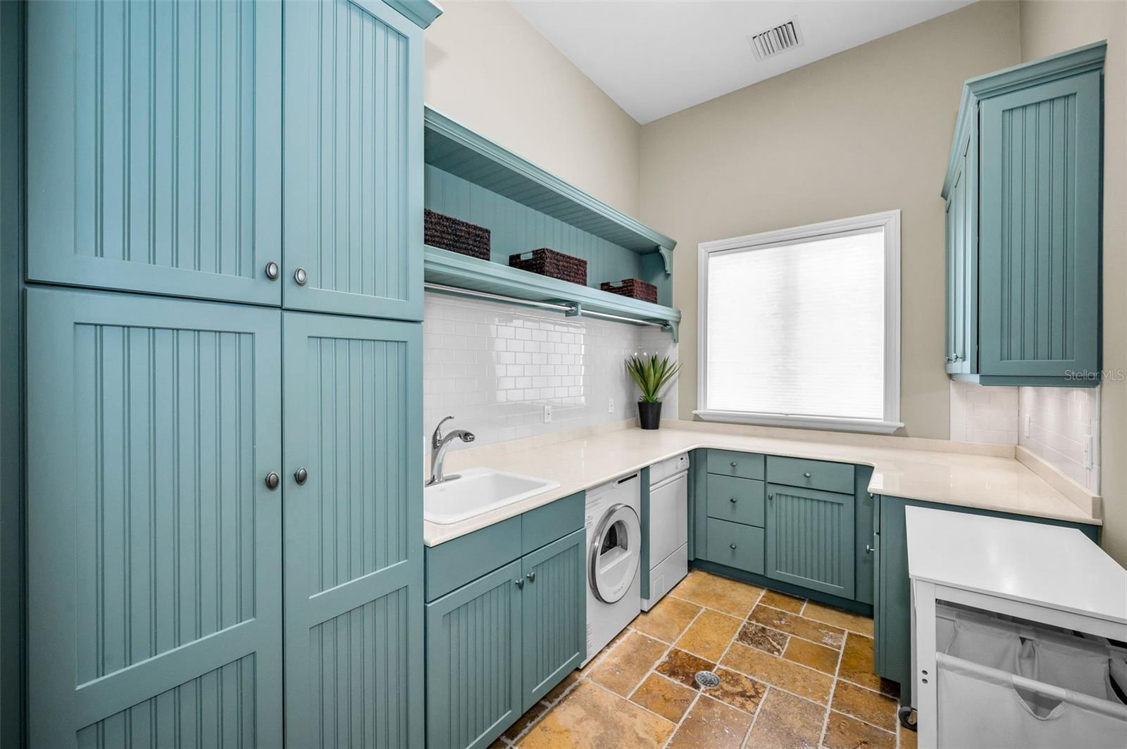 SNELL ISLE BRIGHTWATERS SEC 1 REP - Residential