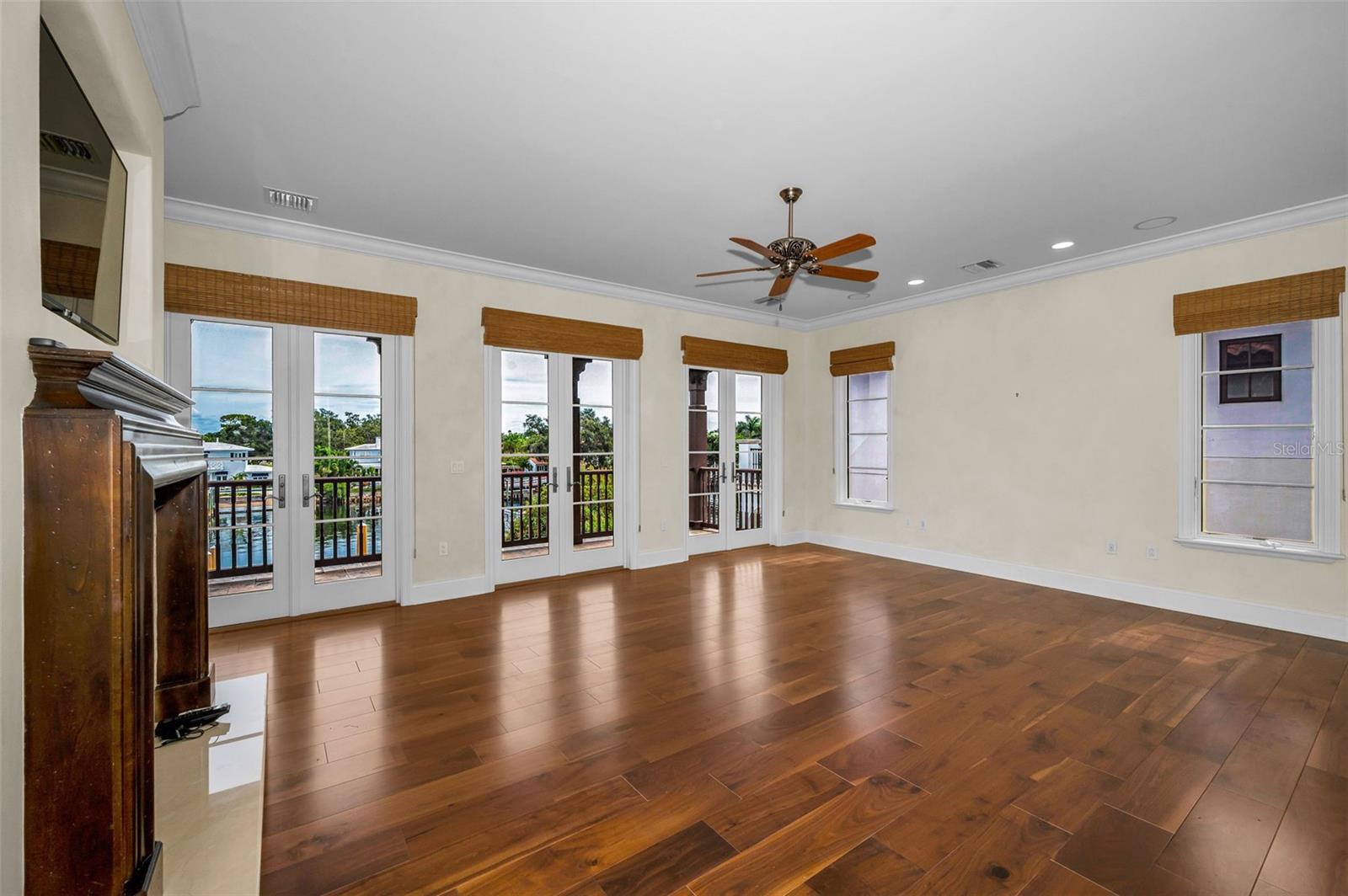 SNELL ISLE BRIGHTWATERS SEC 1 REP - Residential