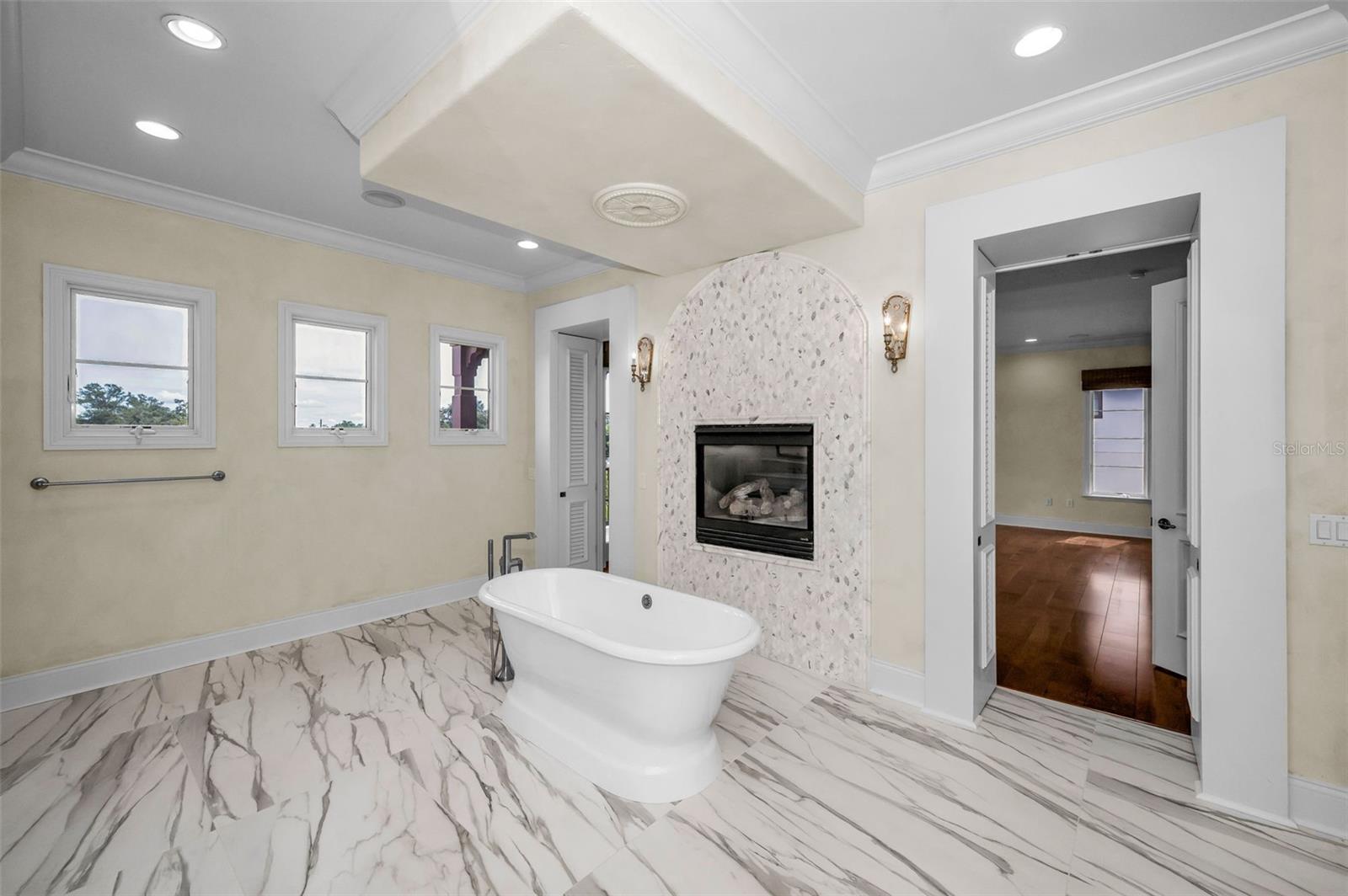 SNELL ISLE BRIGHTWATERS SEC 1 REP - Residential