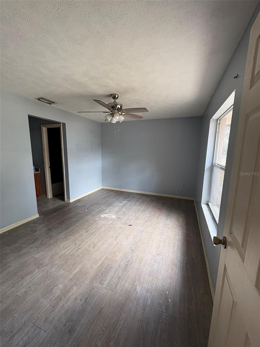 EVANS ACRES - Residential