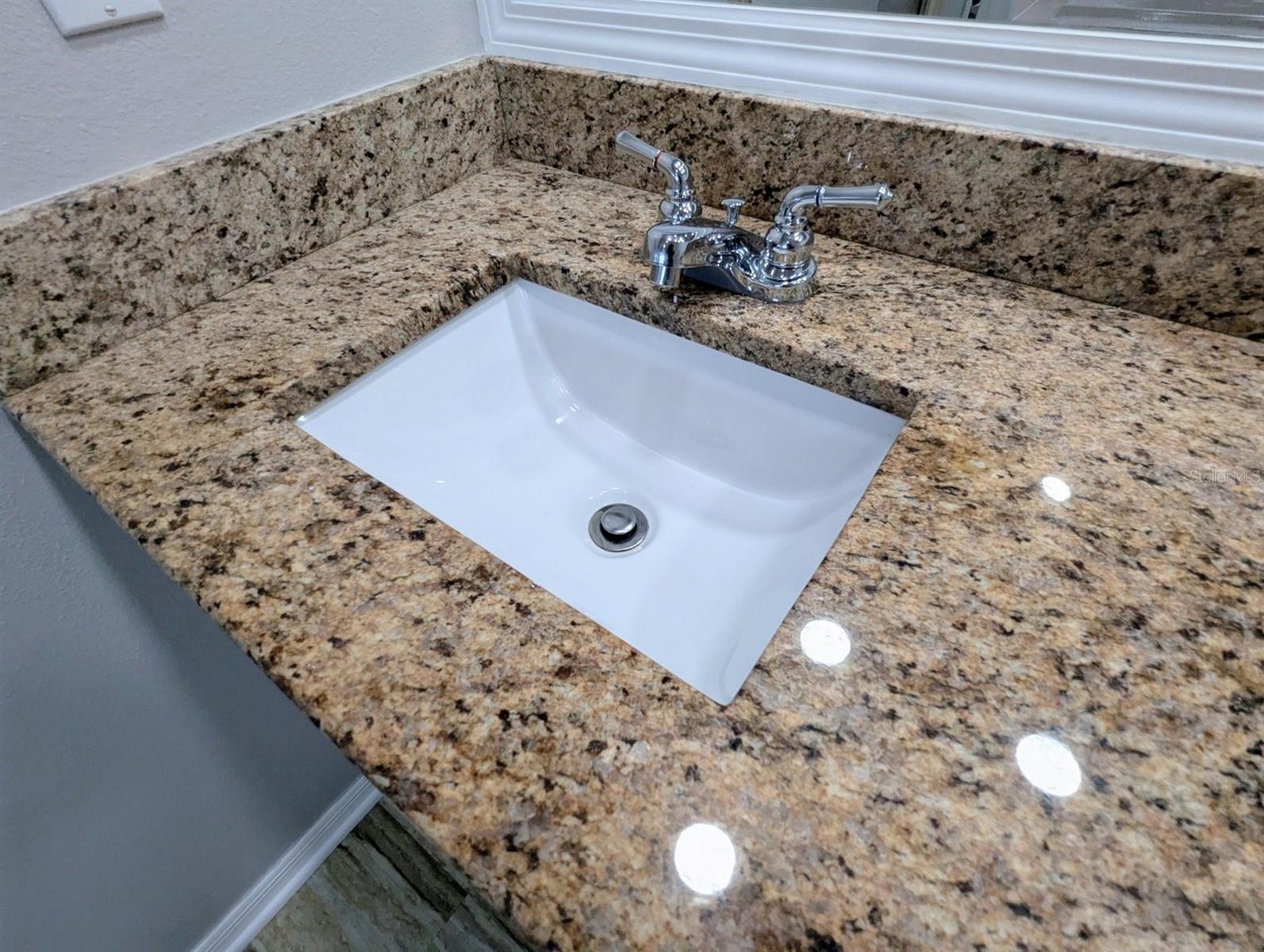 GLEN LAKES PH 1 - Residential Lease